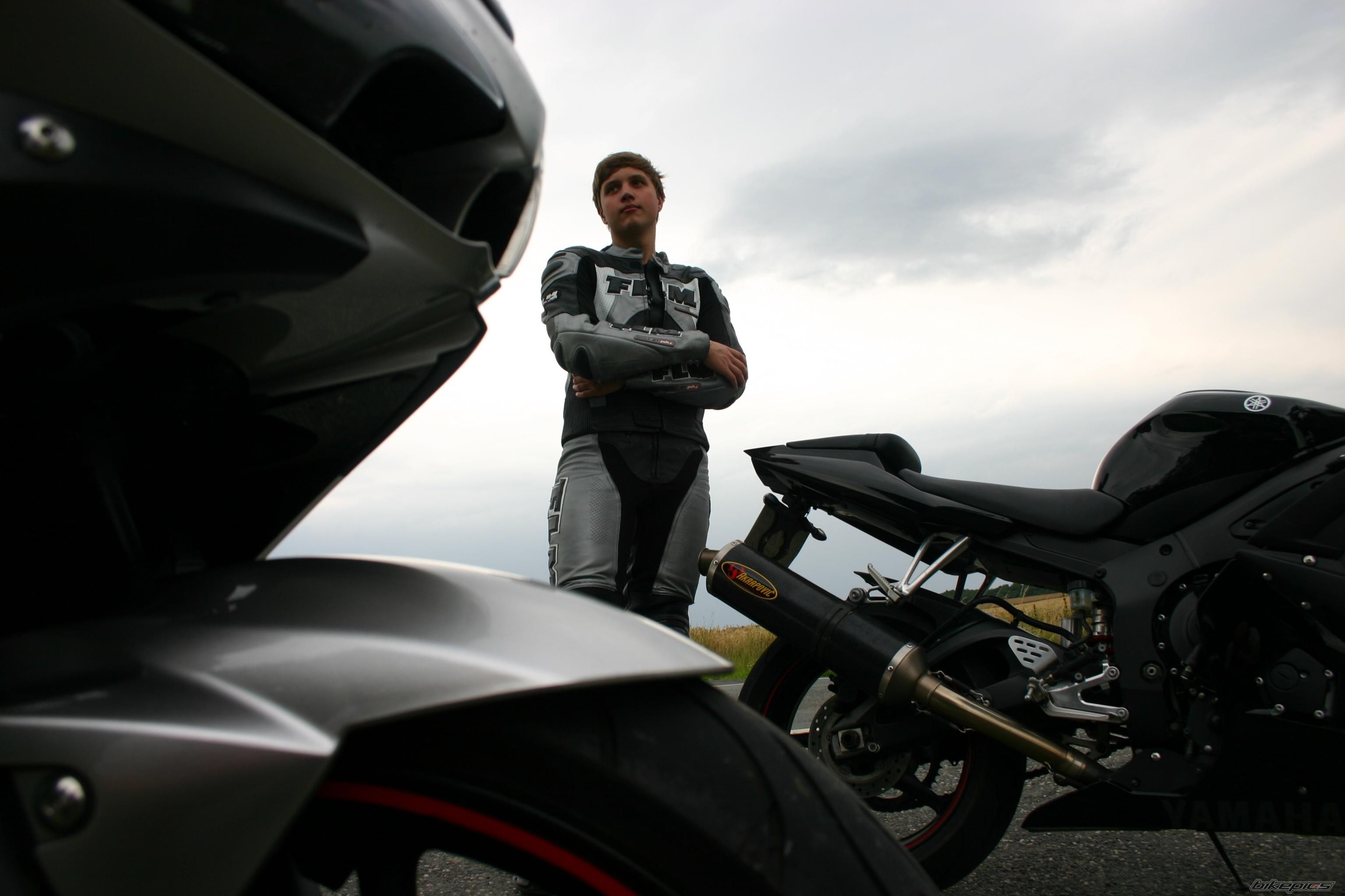 2005 YAMAHA YZF R6 | Picture 1884181 motorcycle photo