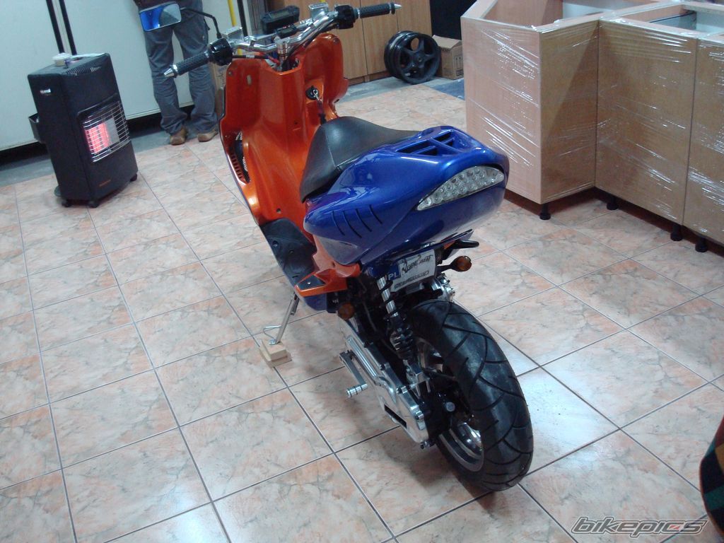 2009 YAMAHA AEROX 50 | Picture 1888486 motorcycle photo