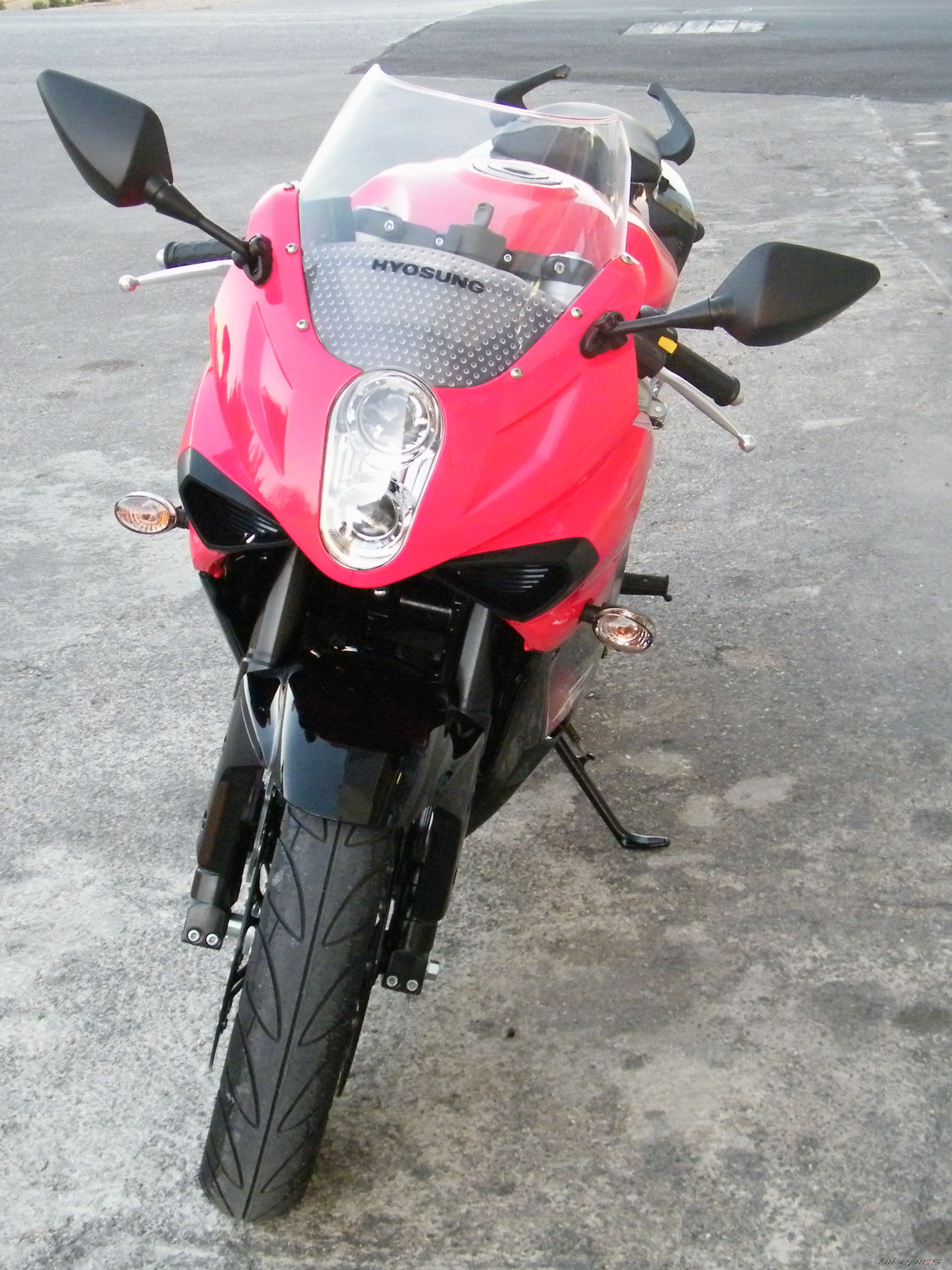2010 HYOSUNG GT 250 R COMET | Picture 1889544 motorcycle photo
