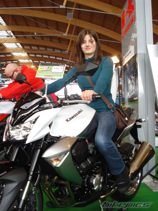 2010 KAWASAKI Z 750 | Picture 1891785 motorcycle photo