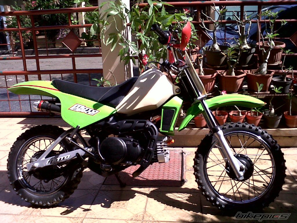 2005 YAMAHA PW 80 | Picture 1893114 motorcycle photo
