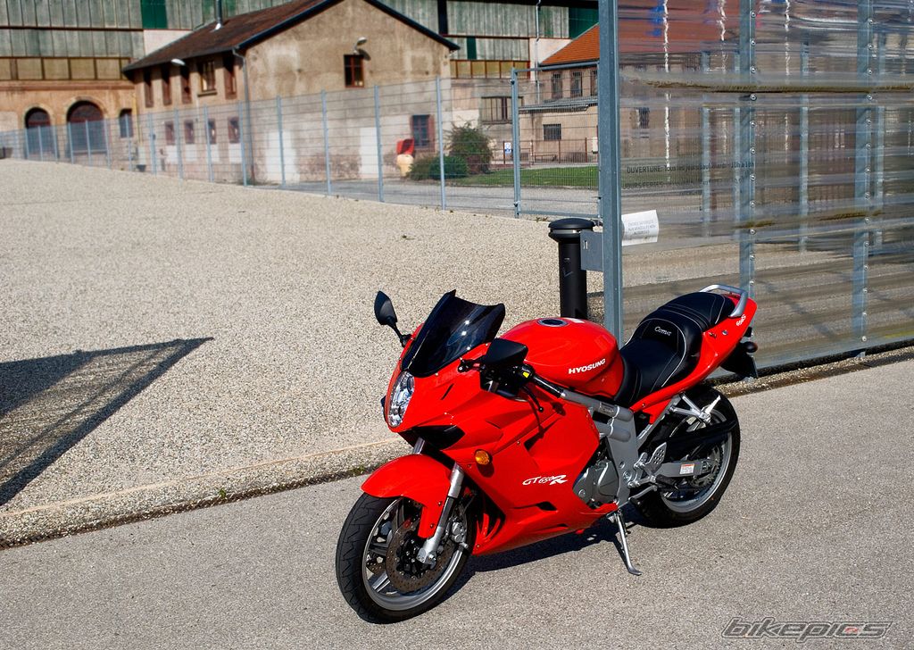 2008 HYOSUNG GT 650R | Picture 1893298 motorcycle photo