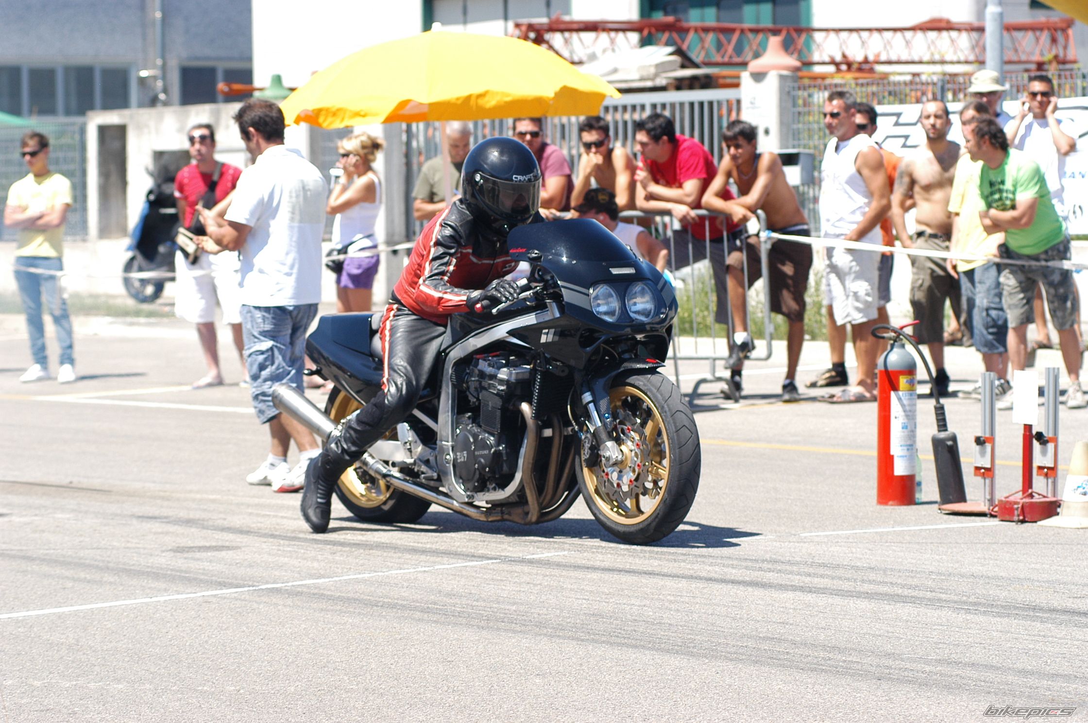1991 SUZUKI GSX R 1100 | Picture 1894055 motorcycle photo