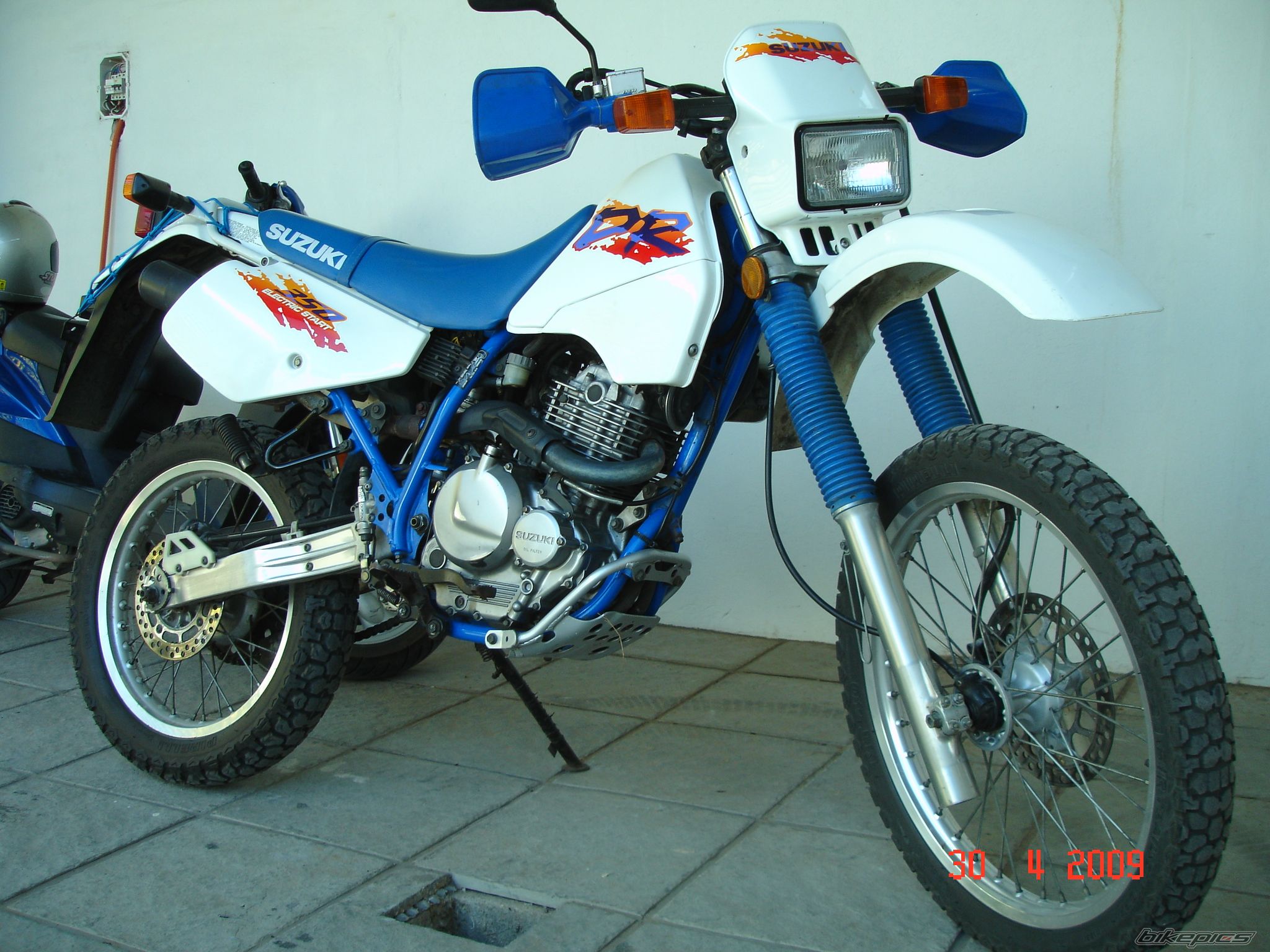 1995 SUZUKI DR 350 | Picture 1898348 motorcycle photo
