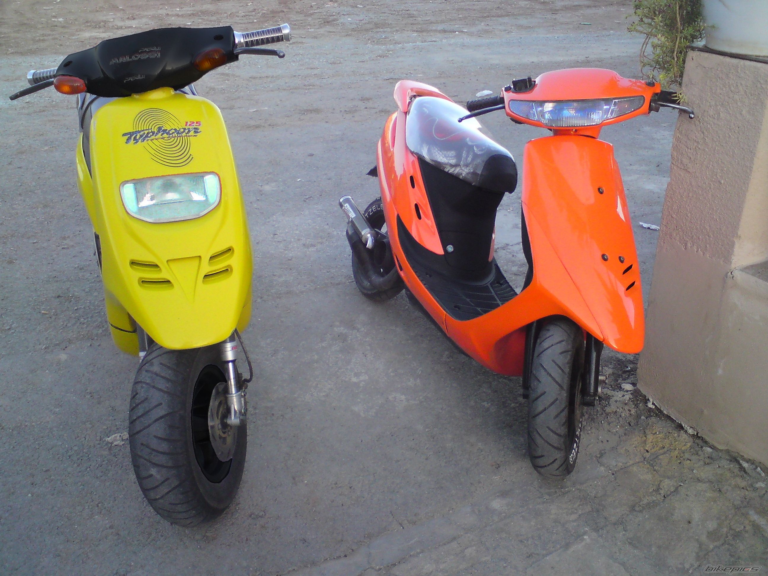 2000 PIAGGIO TYPHOON 125 | Picture 1898982 motorcycle photo