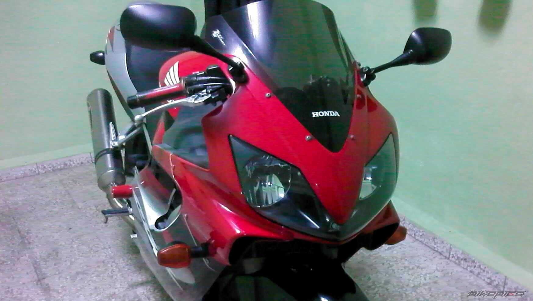 2004 HONDA CBR 600 | Picture 1899628 motorcycle photo