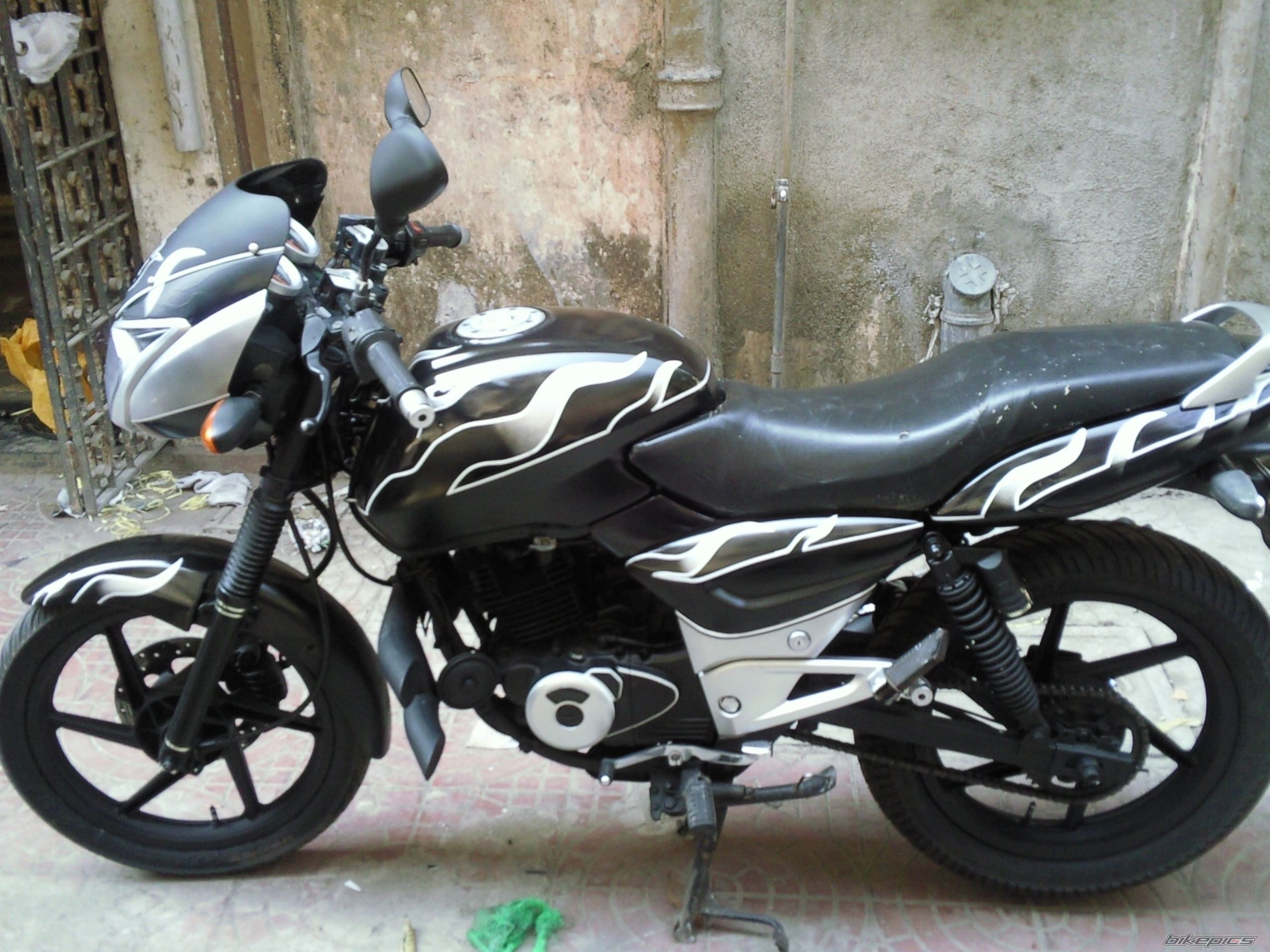 2007 BAJAJ PULSAR 180 | Picture 1899844 motorcycle photo
