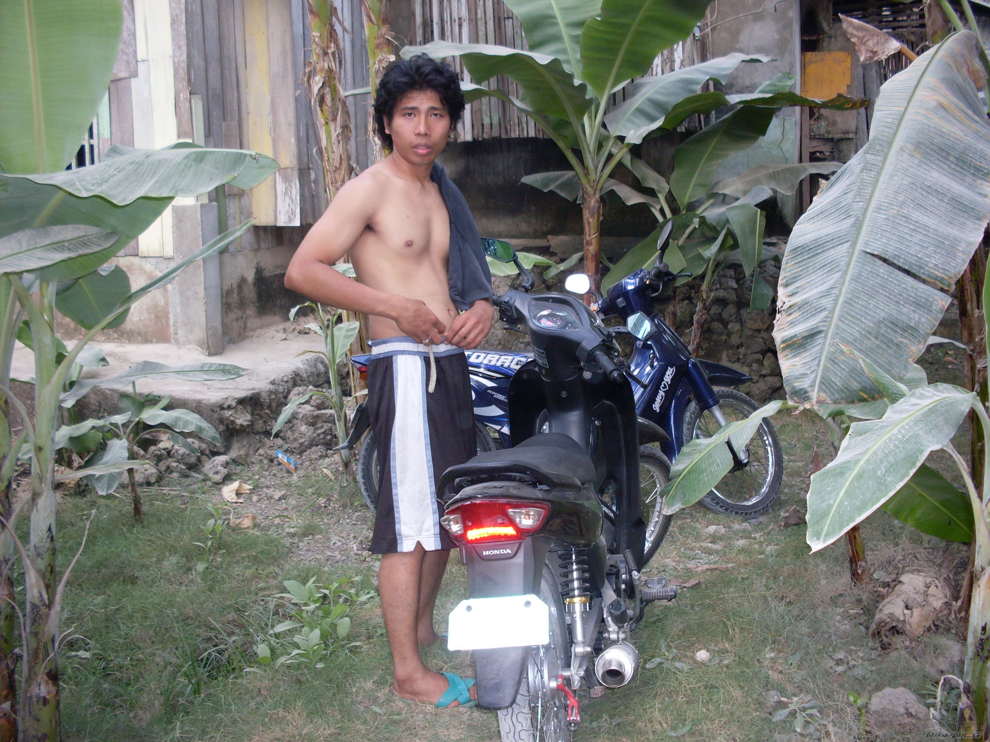 2010 HONDA WAVE 125 | Picture 1900373 motorcycle photo