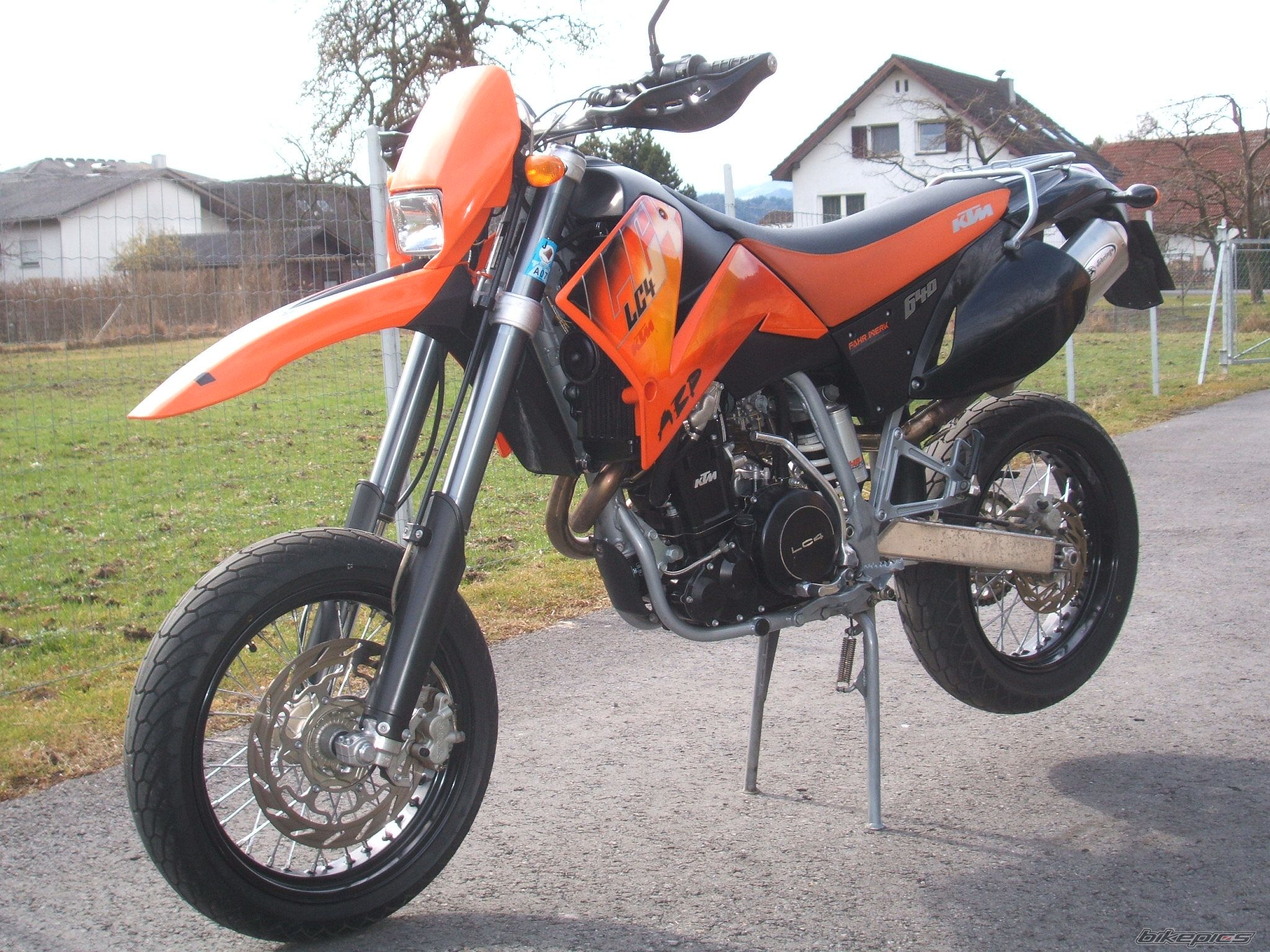 2001 KTM 640 LC4 | Picture 1900528 motorcycle photo