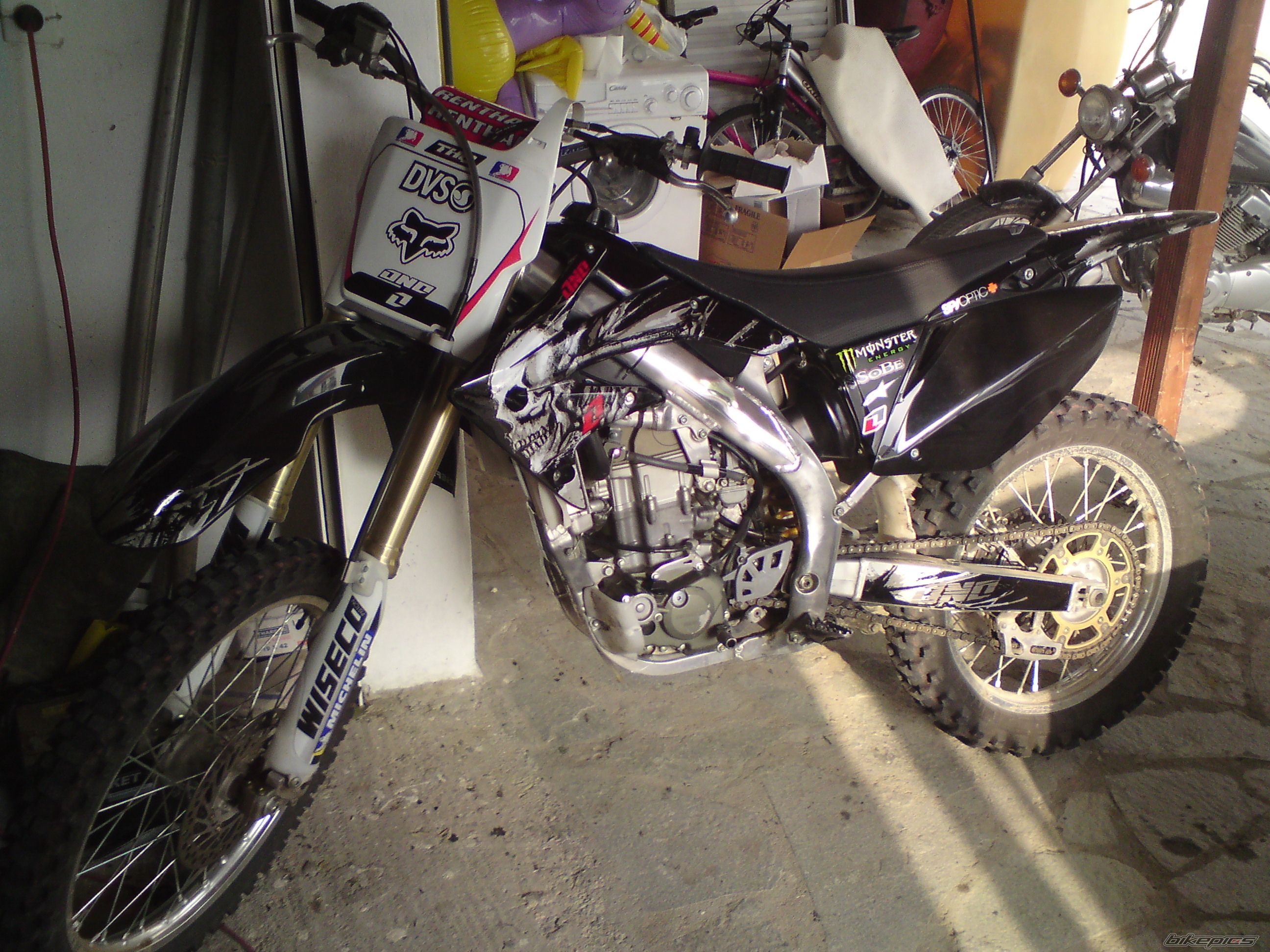 2005 HONDA CRF 450 | Picture 1900588 motorcycle photo