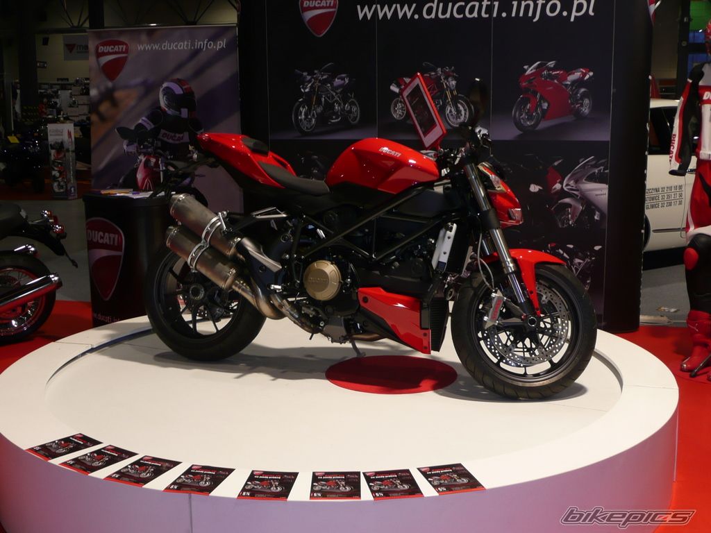    | Picture 1901329 motorcycle photo