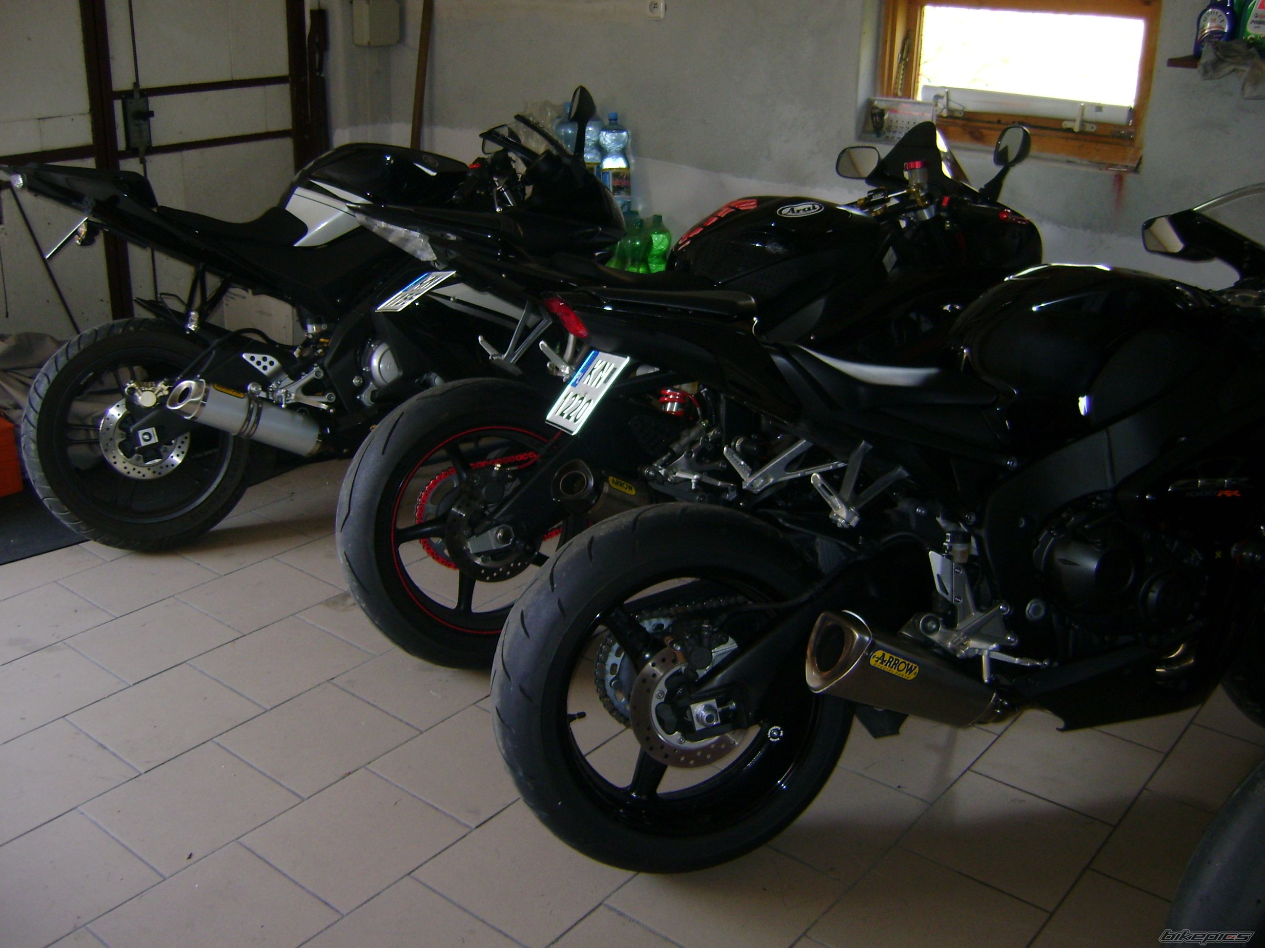 2009 YAMAHA YZF R125 | Picture 1901641 motorcycle photo