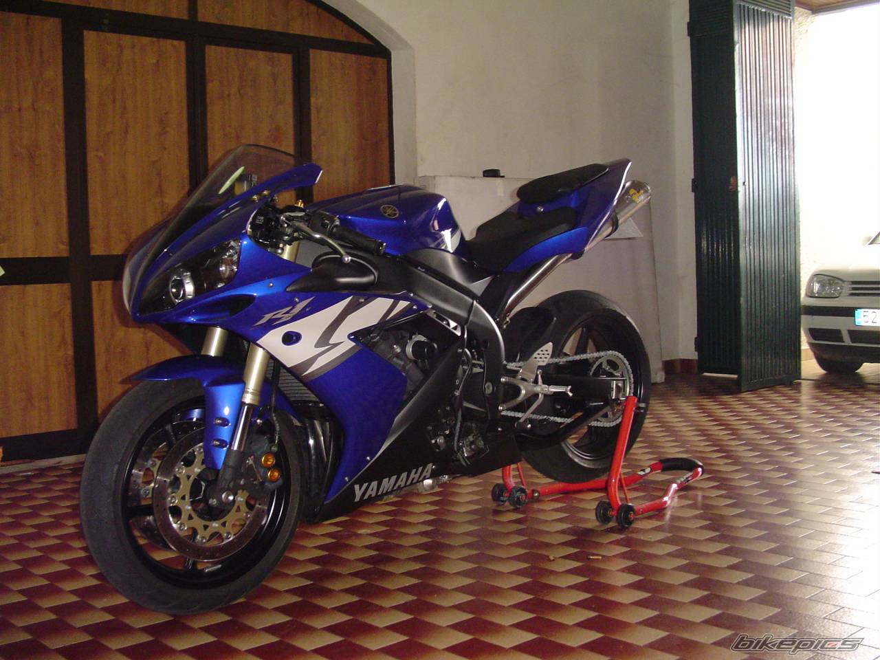 2004 YAMAHA YZF R1 | Picture 190177 motorcycle photo