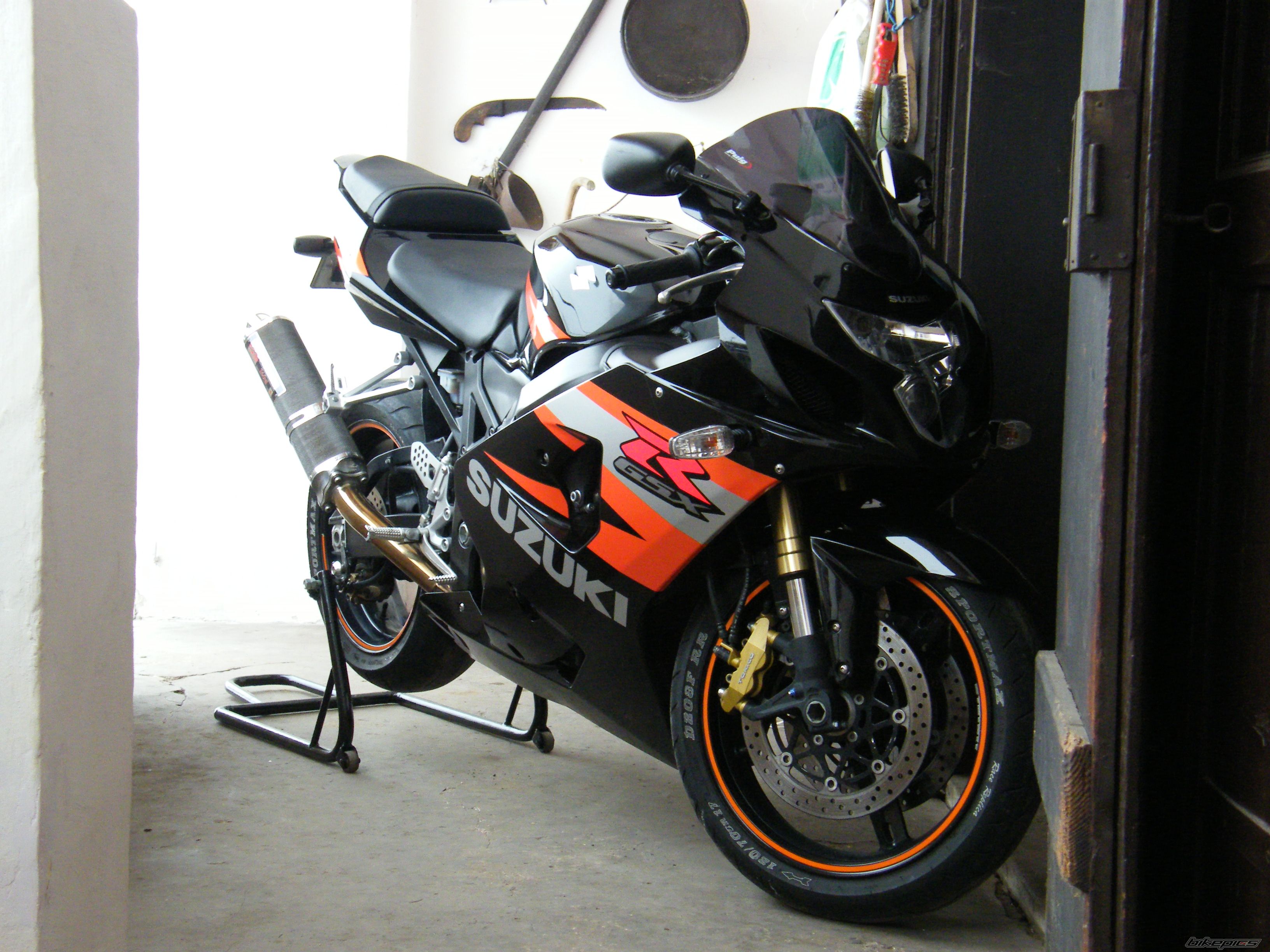 2004 SUZUKI GSX R 600 | Picture 1902324 motorcycle photo