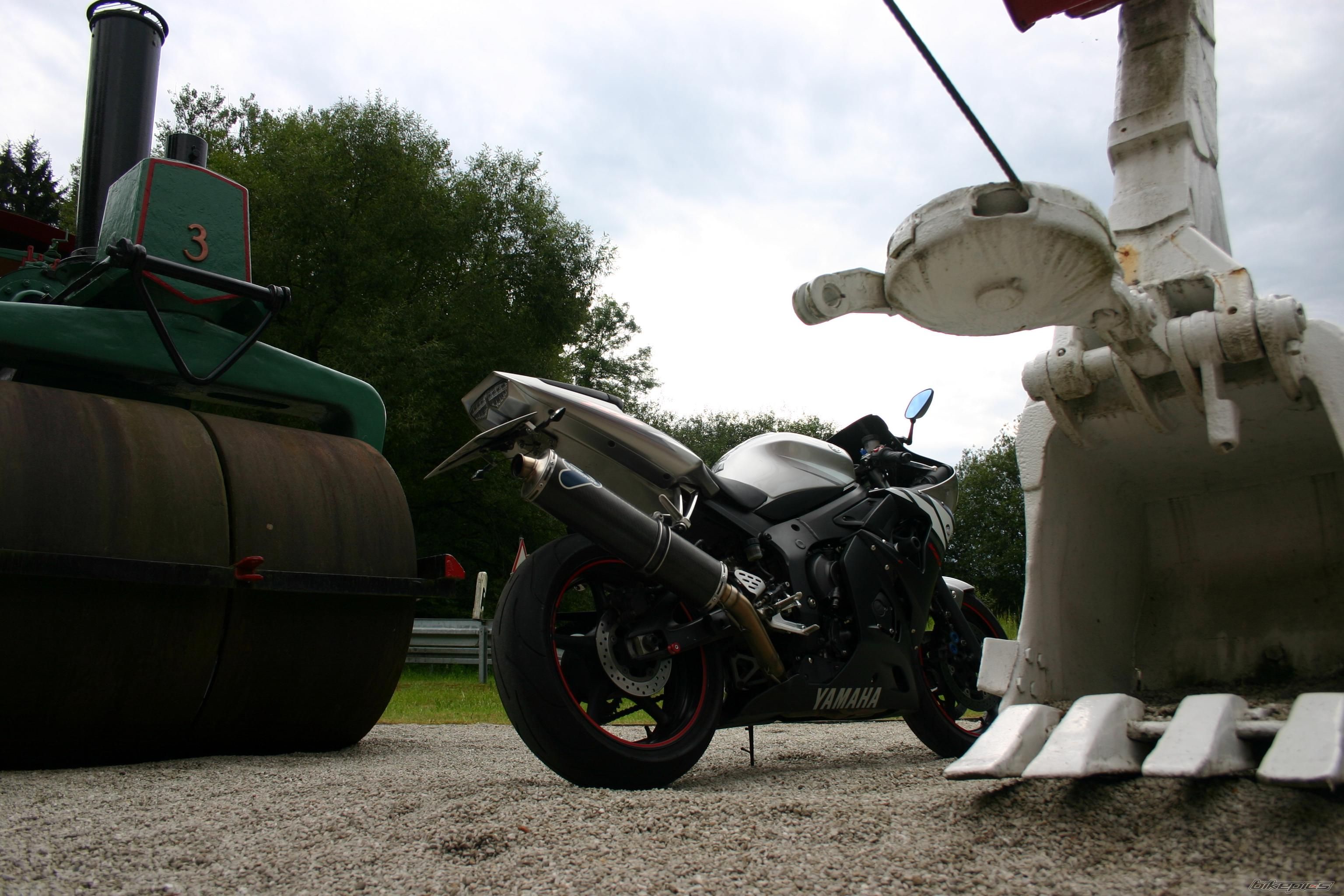 2003 YAMAHA YZF R6 | Picture 1902688 motorcycle photo