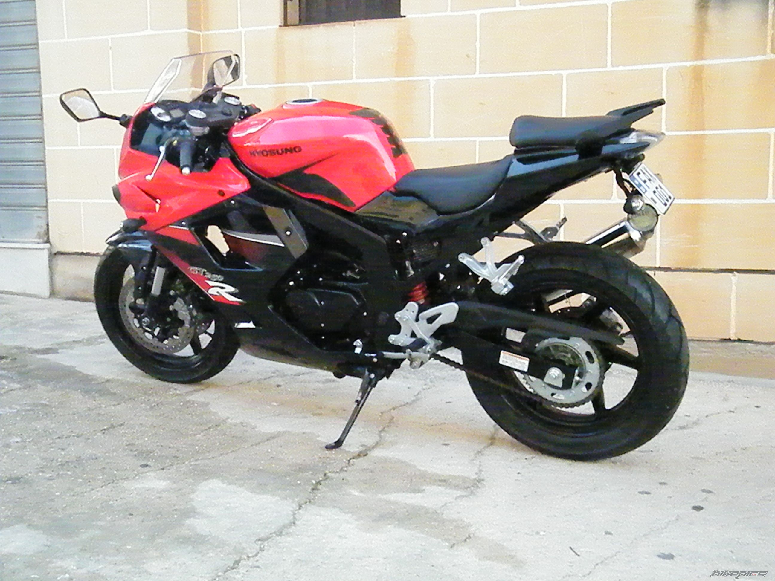 2010 HYOSUNG GT 250 R COMET | Picture 1903369 motorcycle photo