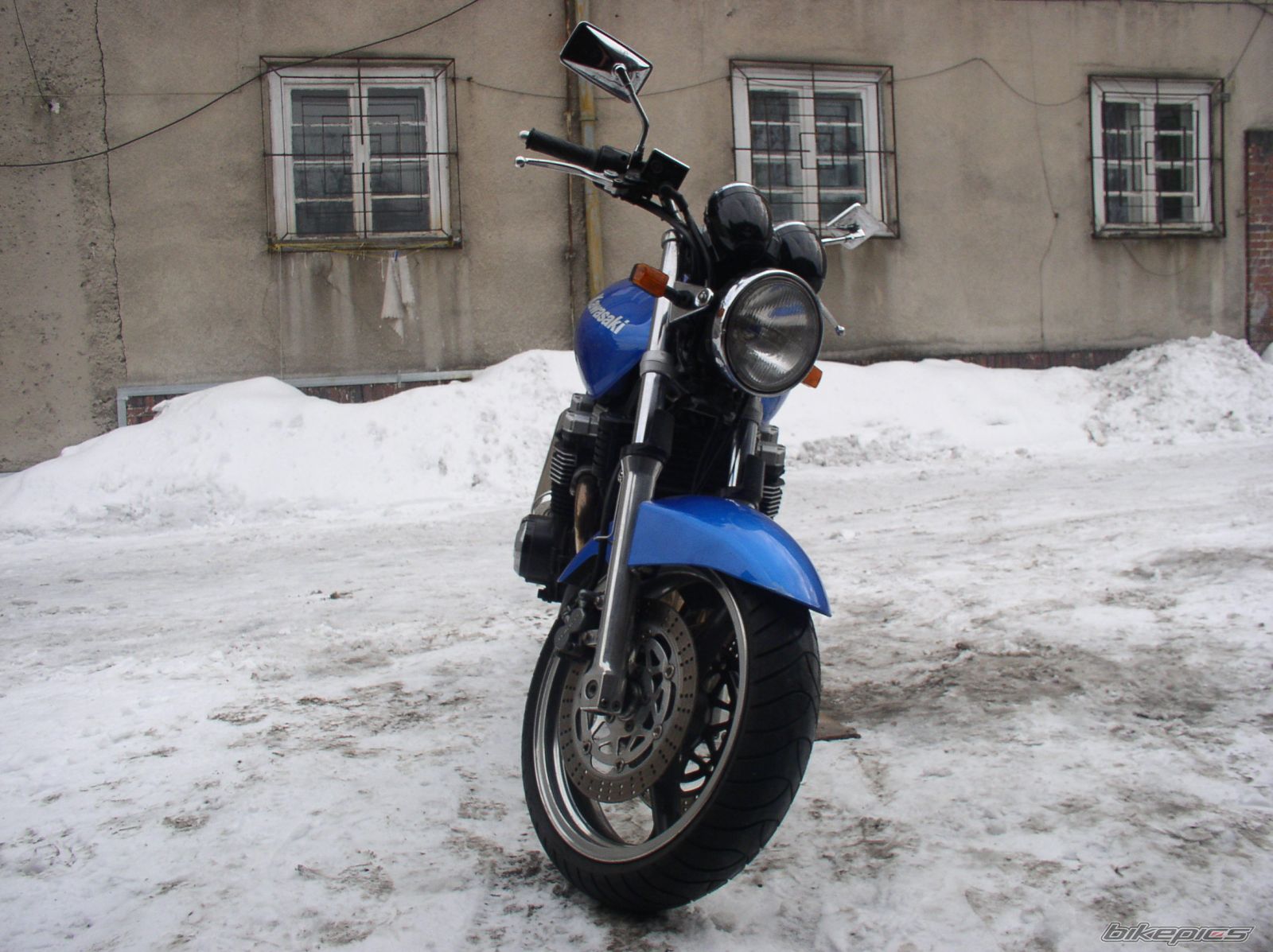 2000 KAWASAKI ZR 7 | Picture 1904881 motorcycle photo
