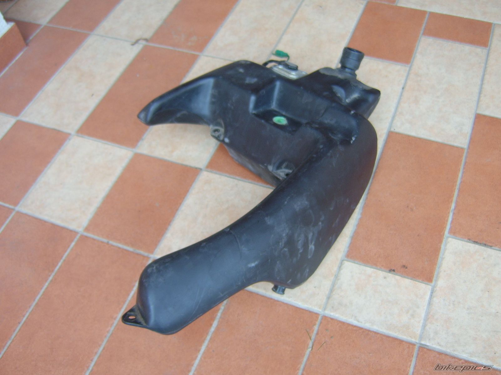 2000 MALAGUTI F 12 50 | Picture 1906709 motorcycle photo