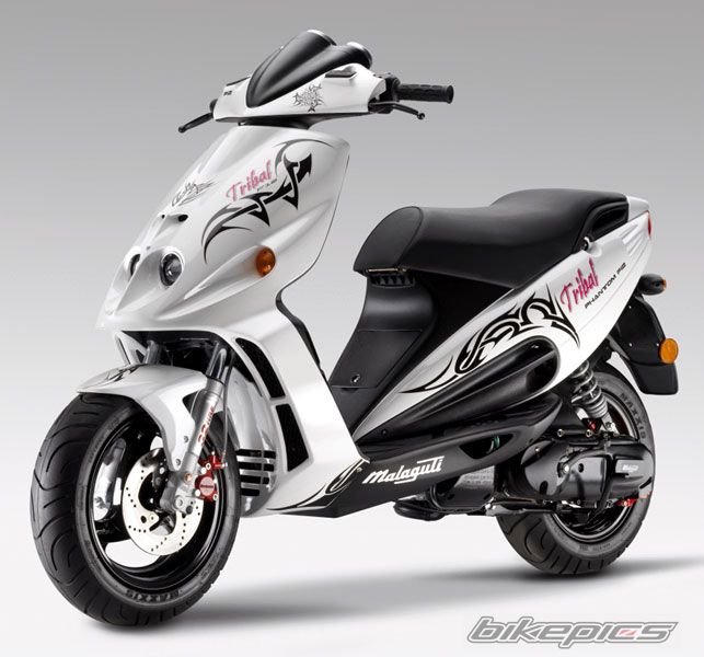 2000 MALAGUTI F 12 50 | Picture 1906717 motorcycle photo