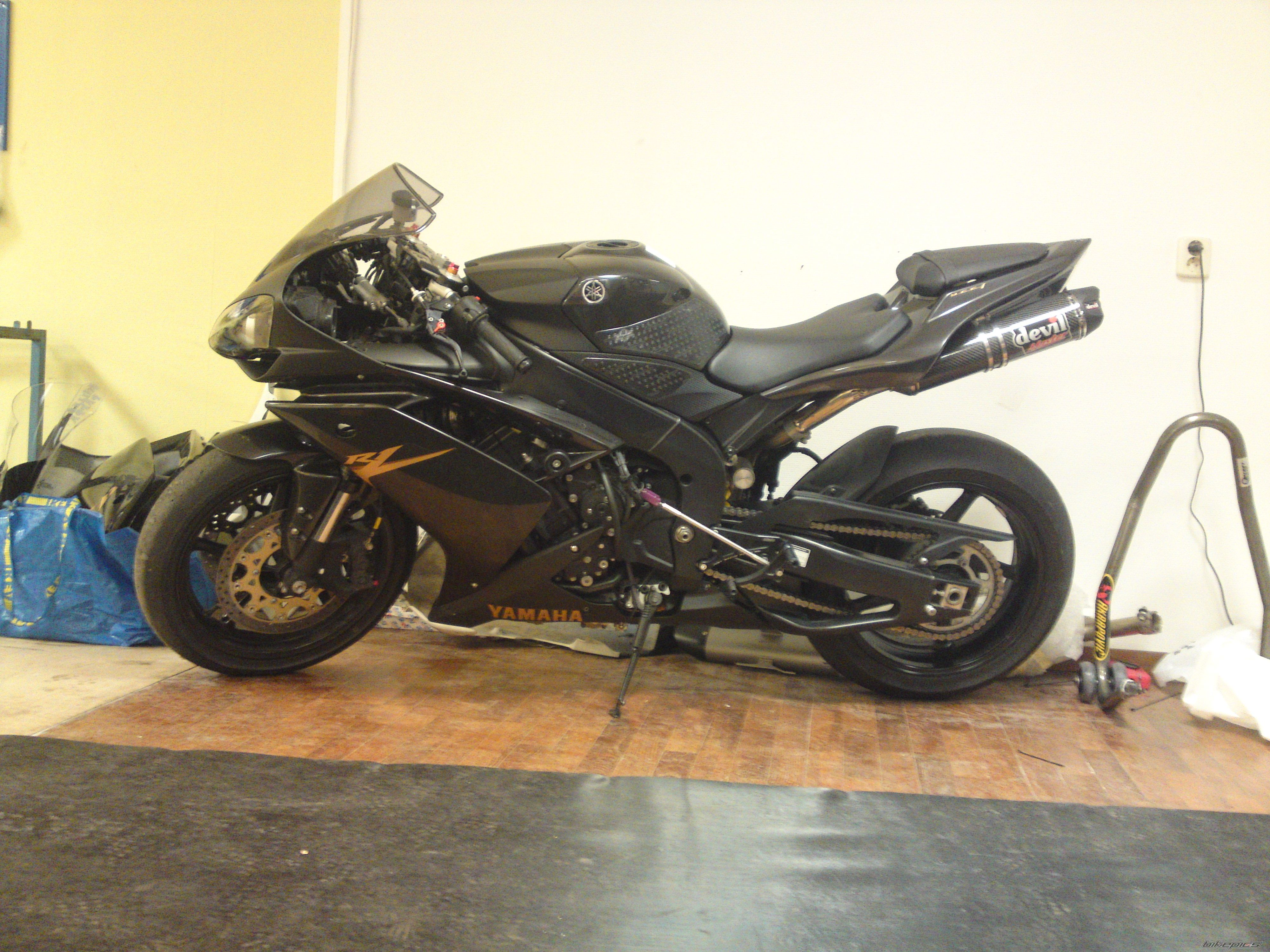 2008 YAMAHA YZF R1 | Picture 1906939 motorcycle photo
