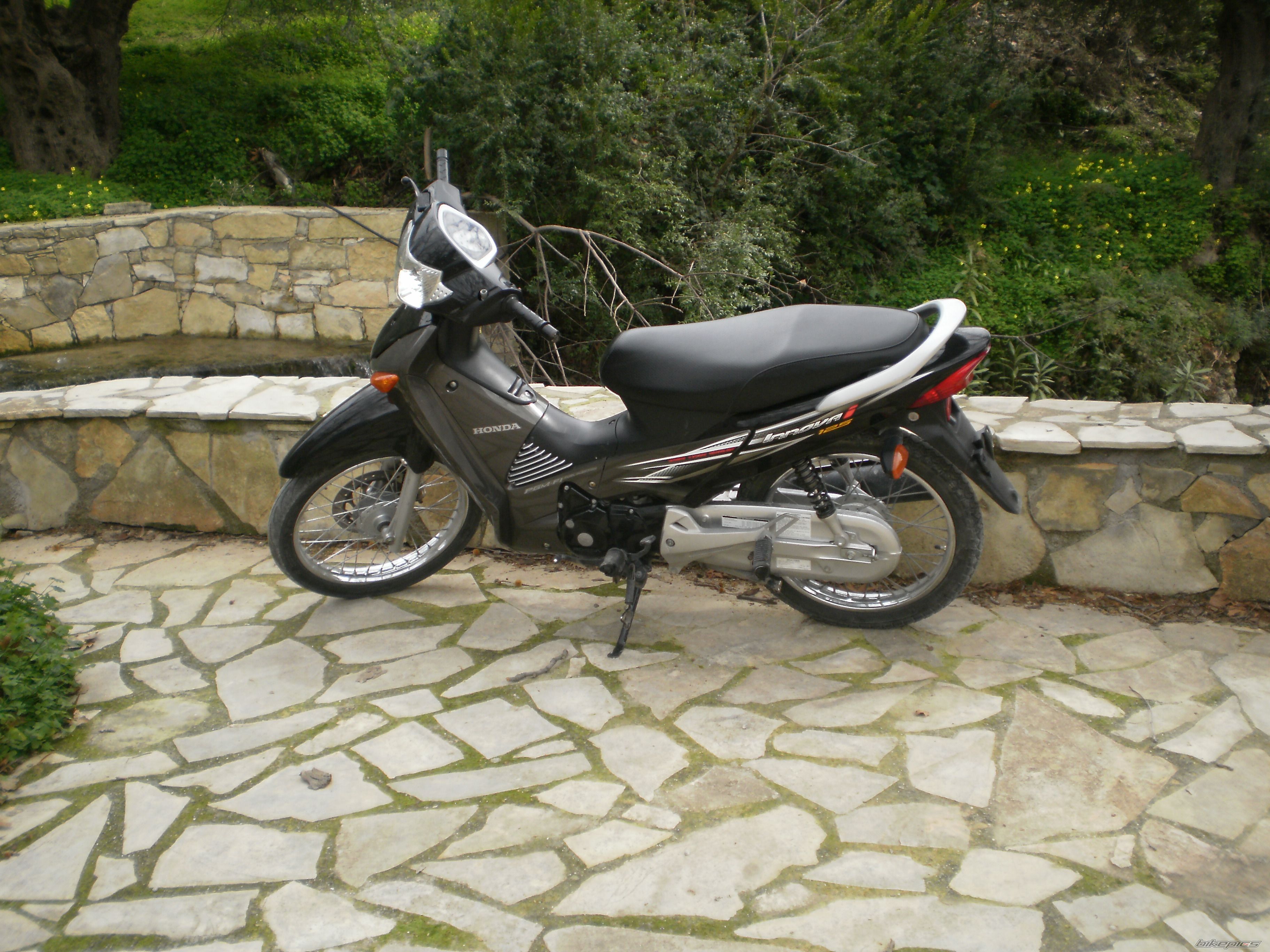 2009 HONDA INNOVA 125 | Picture 1907177 motorcycle photo