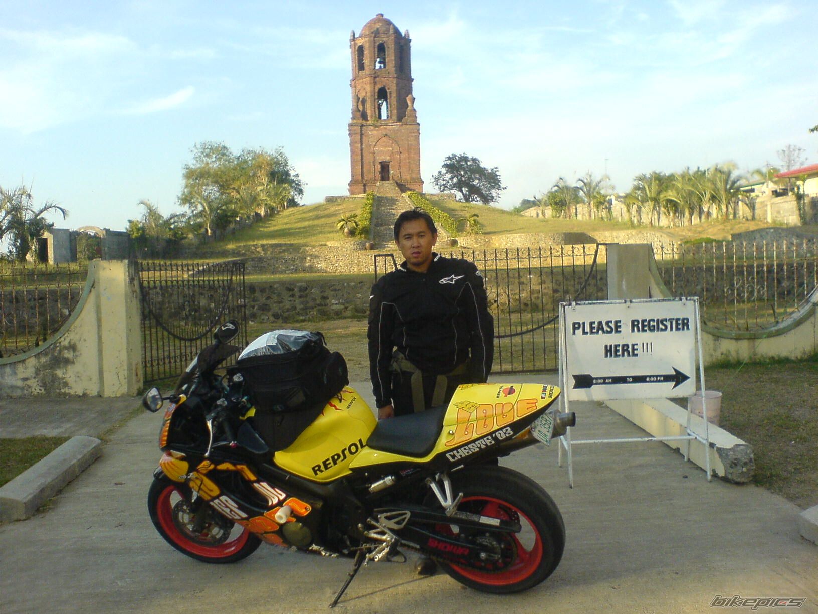 2004 HONDA CBR 600 FS | Picture 1907821 motorcycle photo