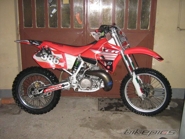 1995 HONDA CR 250 | Picture 1908145 motorcycle photo
