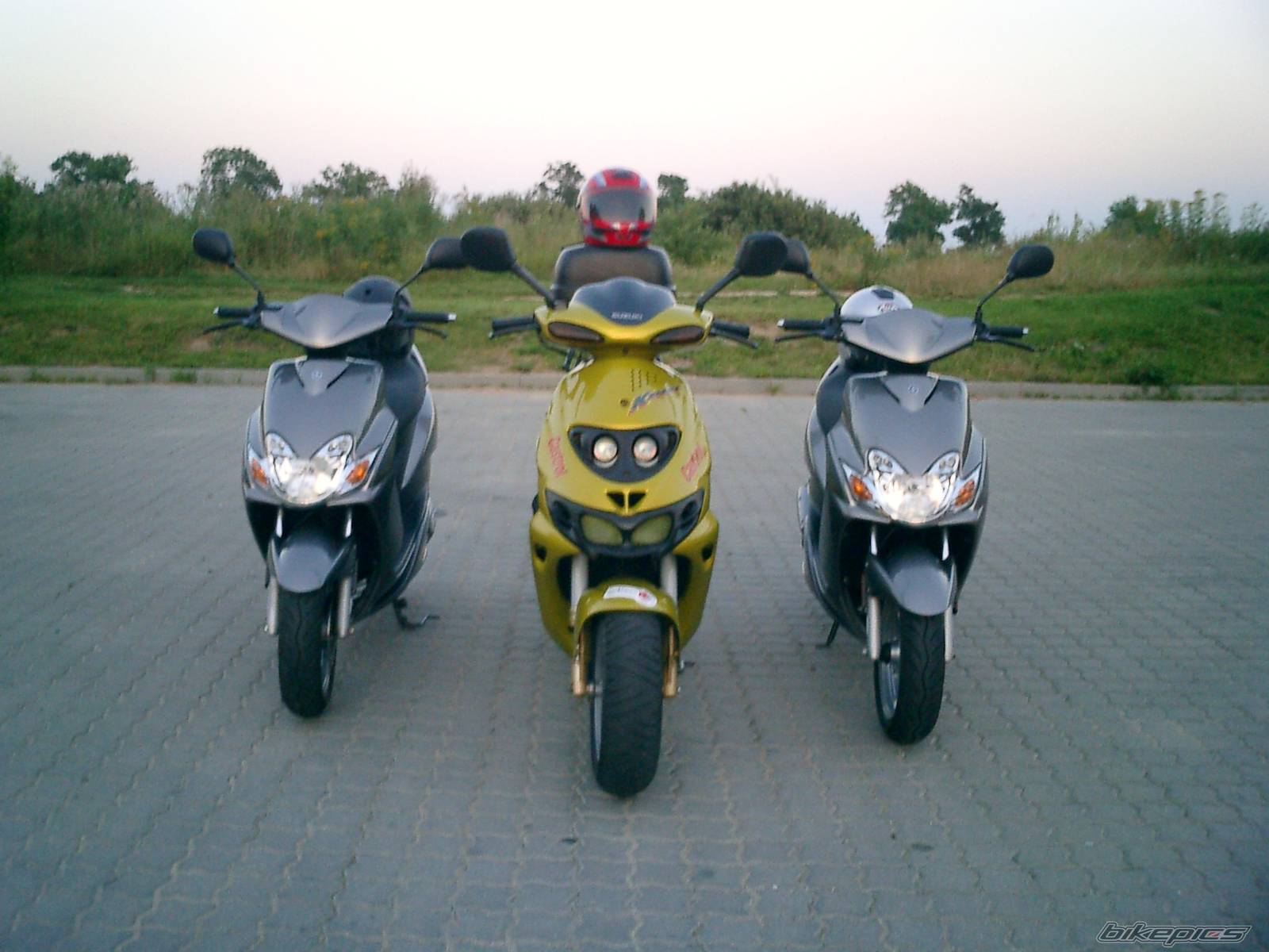 2004 YAMAHA JOG | Picture 190845 motorcycle photo