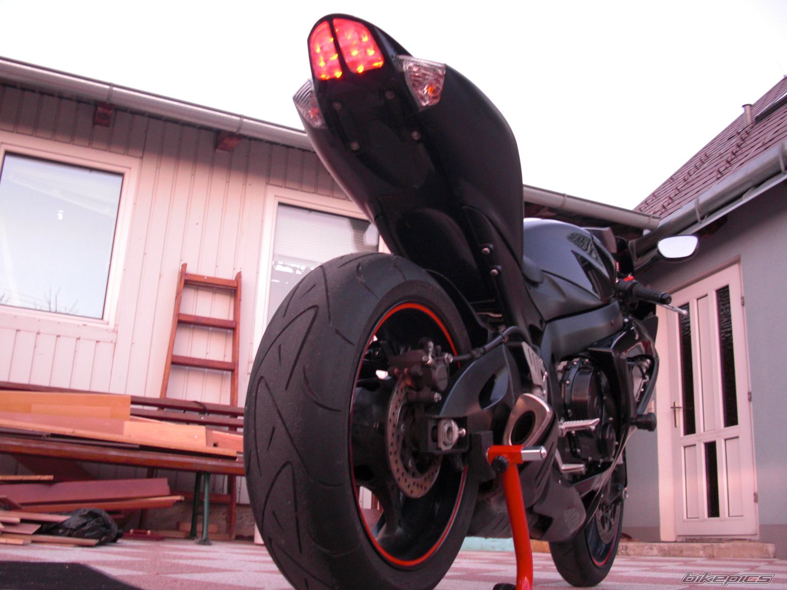 2006 SUZUKI GSX R 600 | Picture 1908811 motorcycle photo