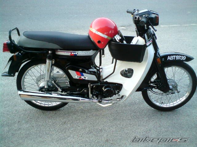 2010 HONDA C 70 | Picture 1908881 motorcycle photo
