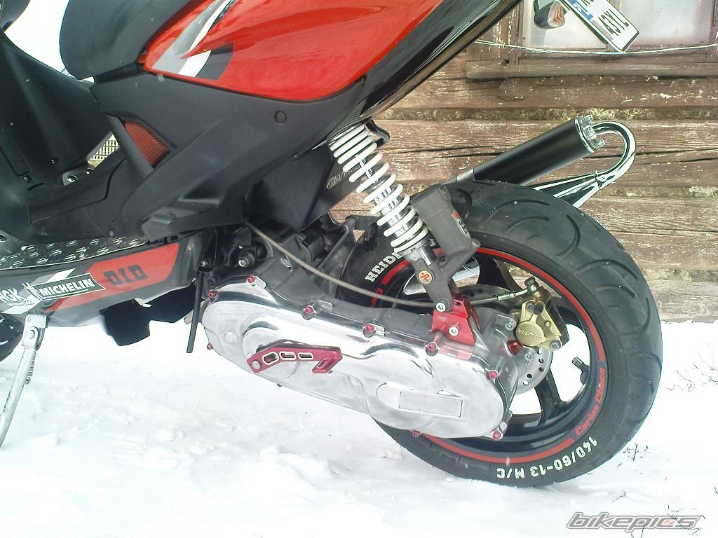 2004 YAMAHA AEROX 50 | Picture 1909095 motorcycle photo