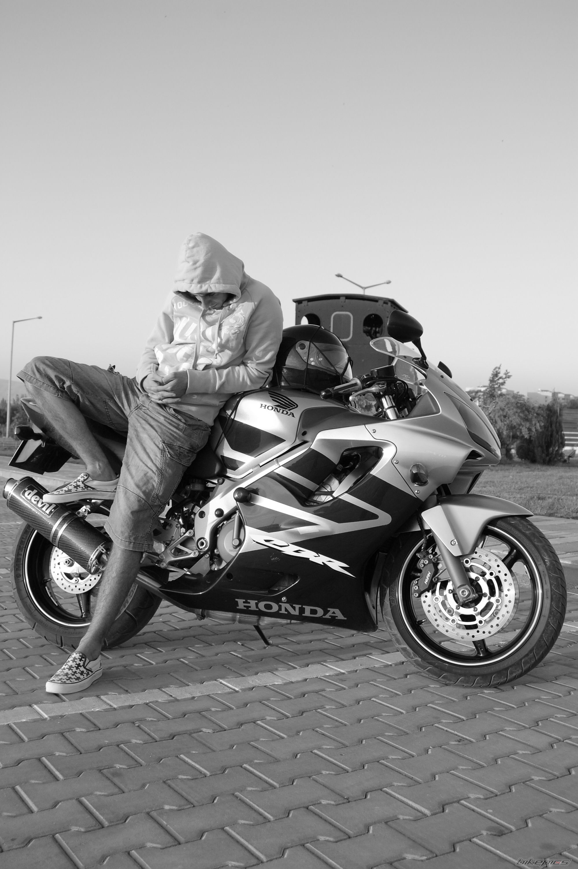 2006 HONDA CBR 600 | Picture 1909123 motorcycle photo