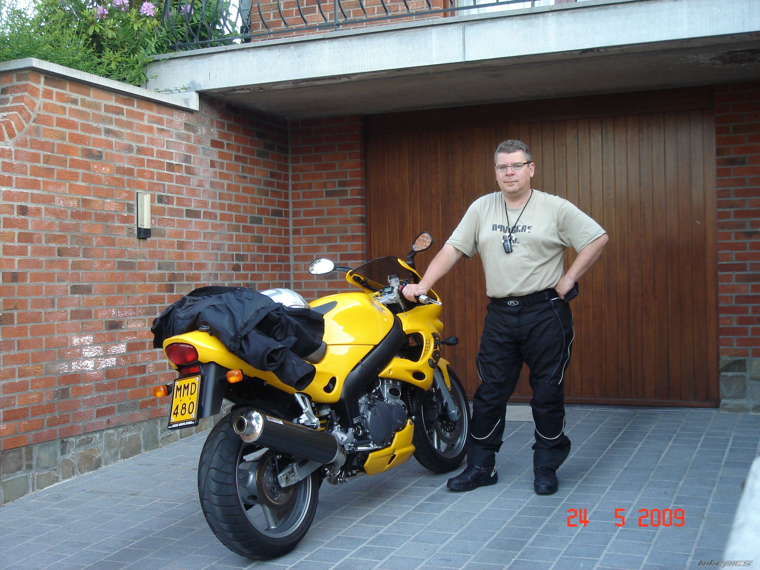 2004 TRIUMPH SPRINT RS | Picture 1909637 motorcycle photo