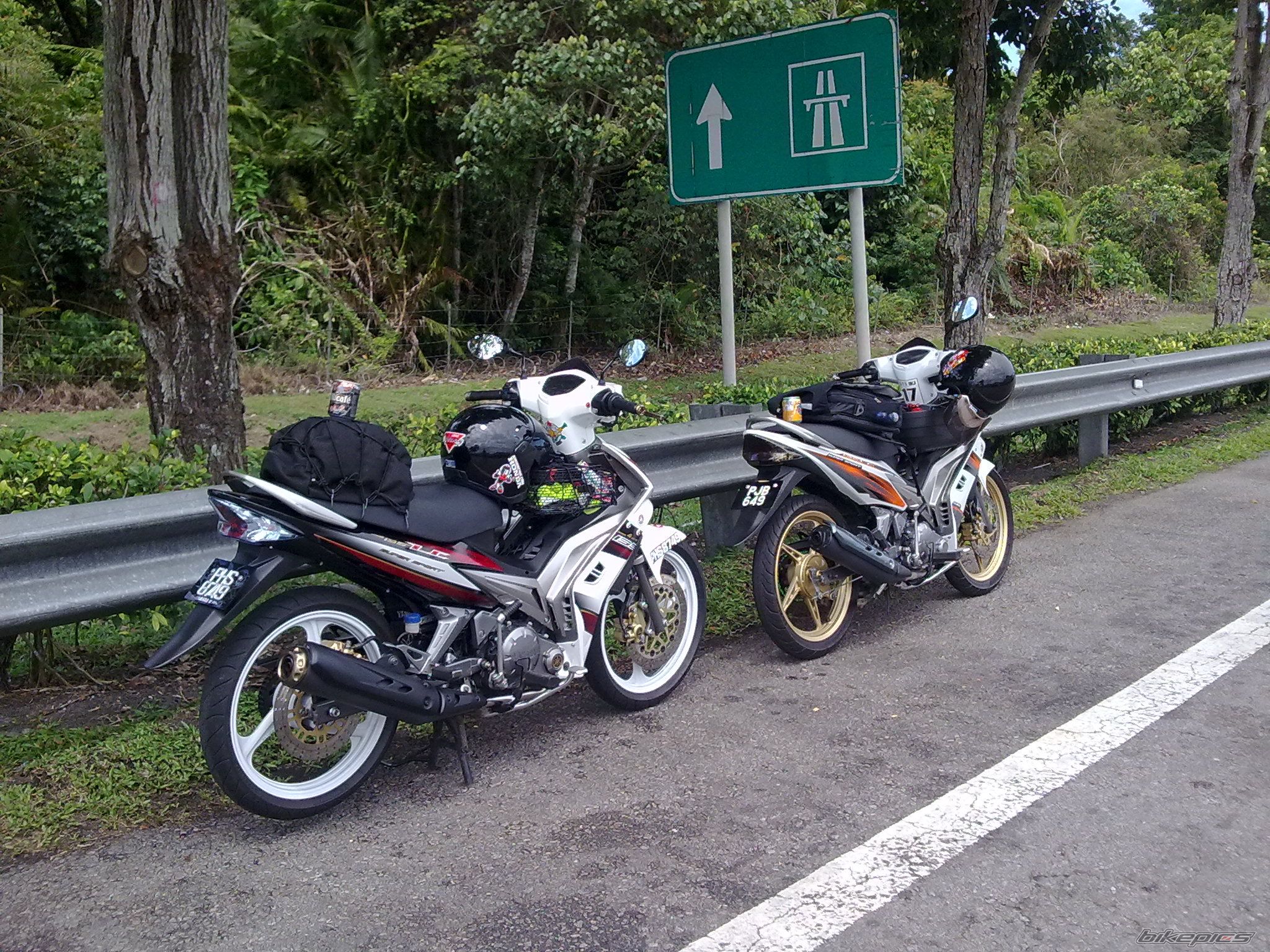 2010 YAMAHA 135 LC | Picture 1911993 motorcycle photo