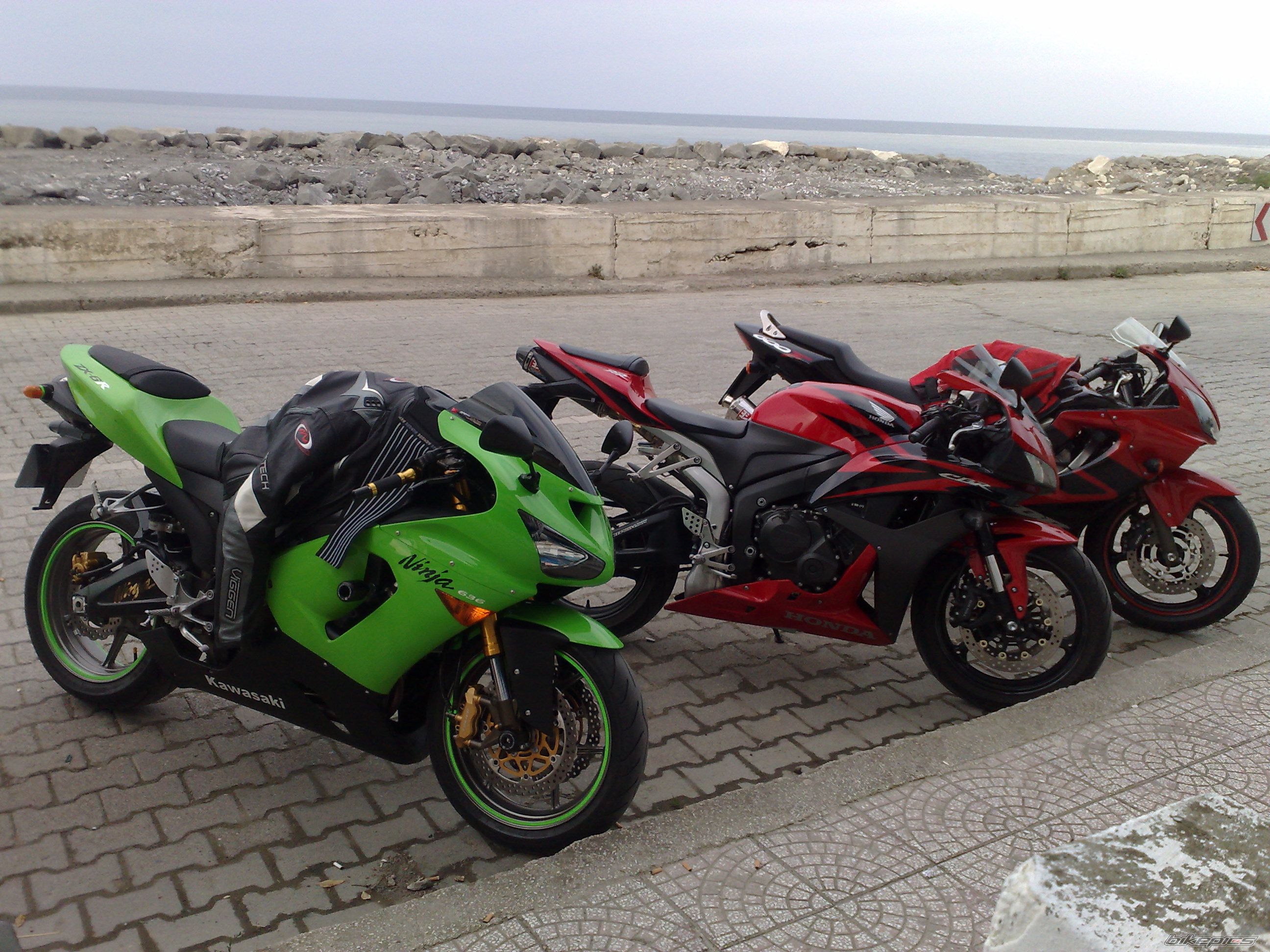 2006 KAWASAKI ZX 6R | Picture 1912005 motorcycle photo