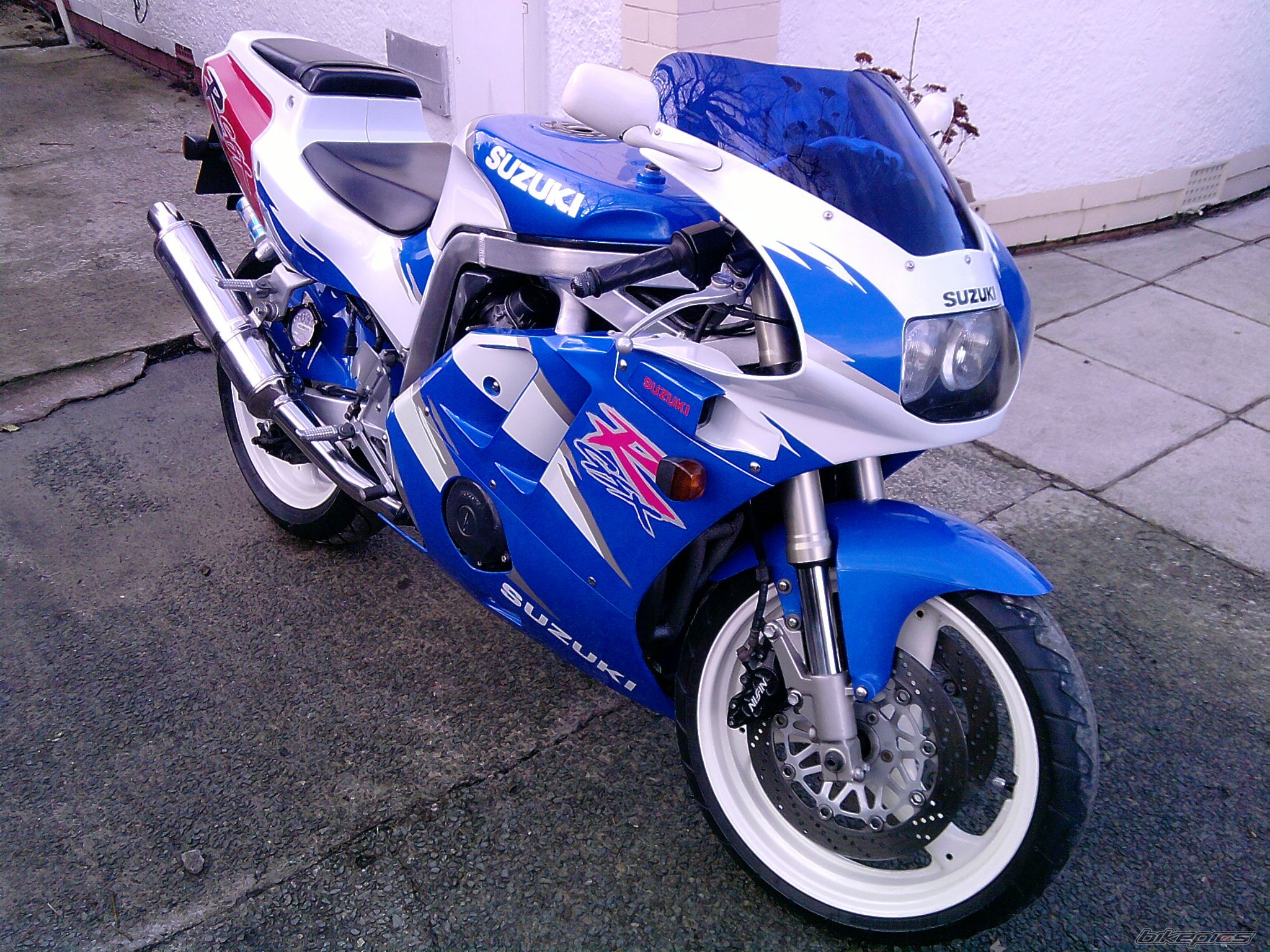 1996 SUZUKI GSX R 400 | Picture 1912367 motorcycle photo