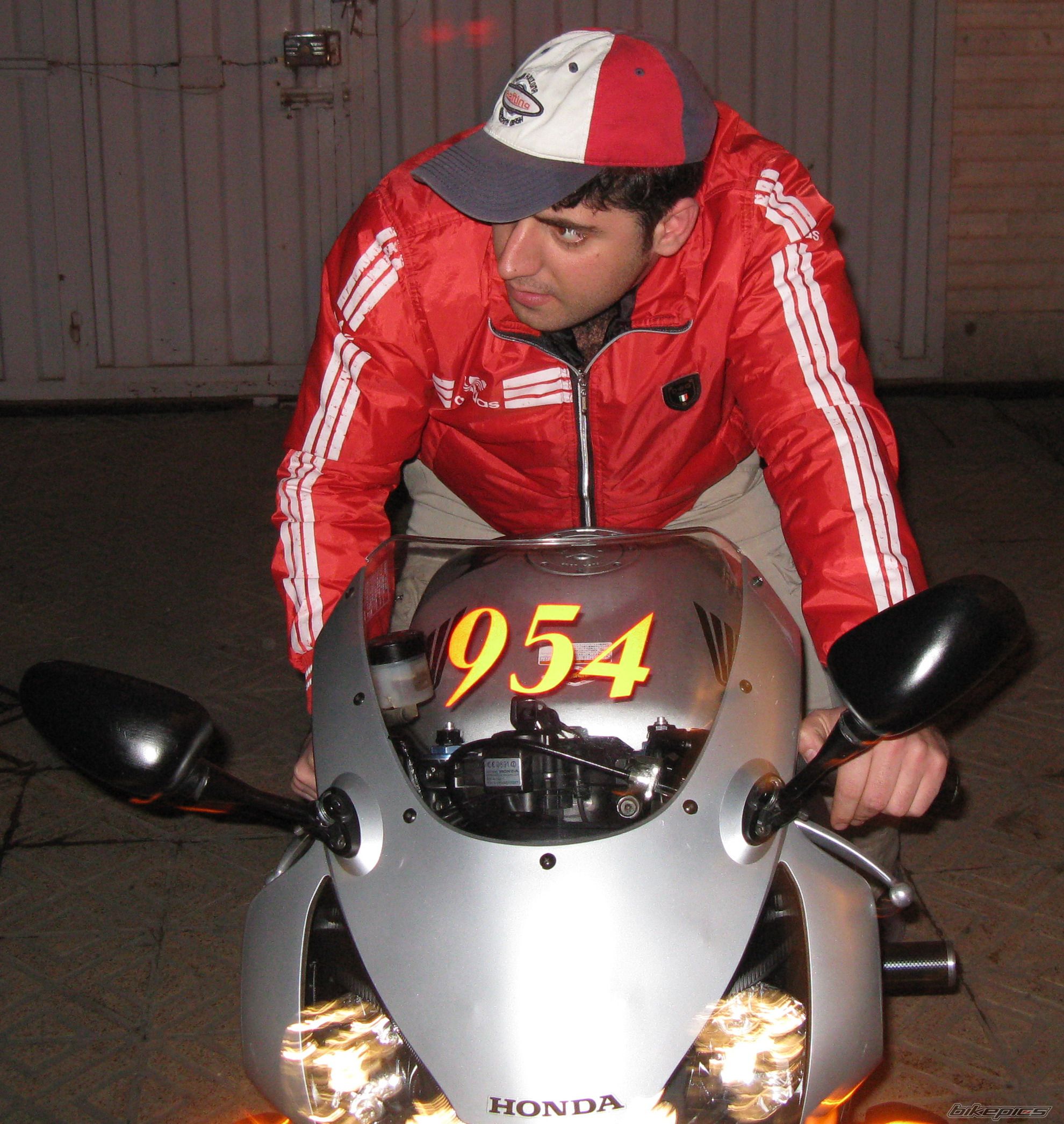 2007 HONDA CBR 900 | Picture 1913350 motorcycle photo