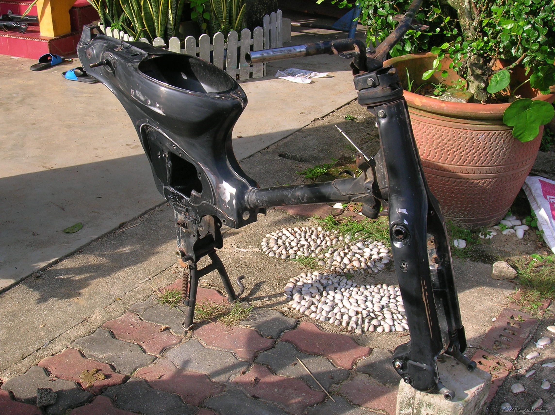 2010 HONDA C 70 | Picture 1913422 motorcycle photo