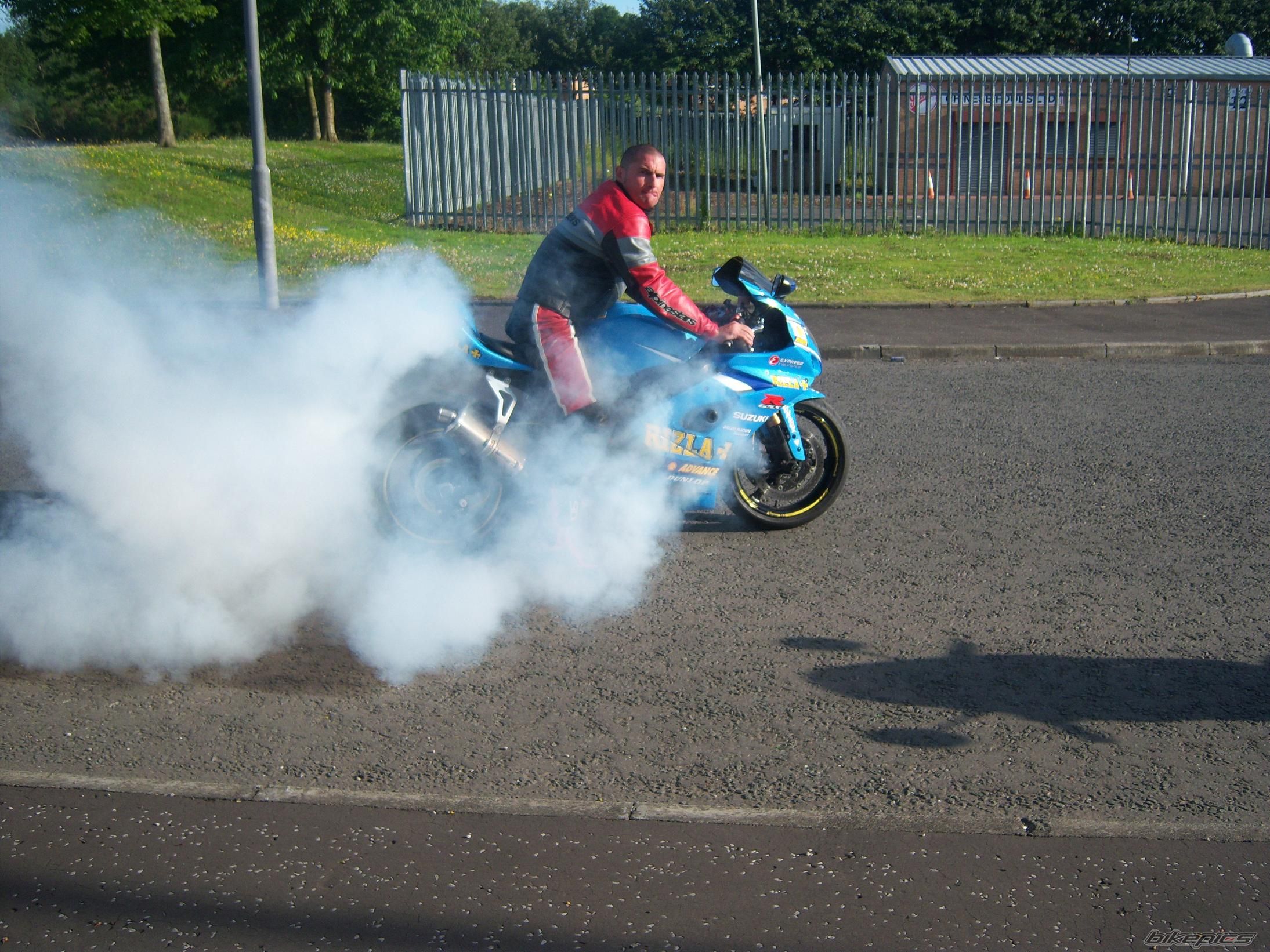2006 SUZUKI GSX R 1000 | Picture 1914065 motorcycle photo