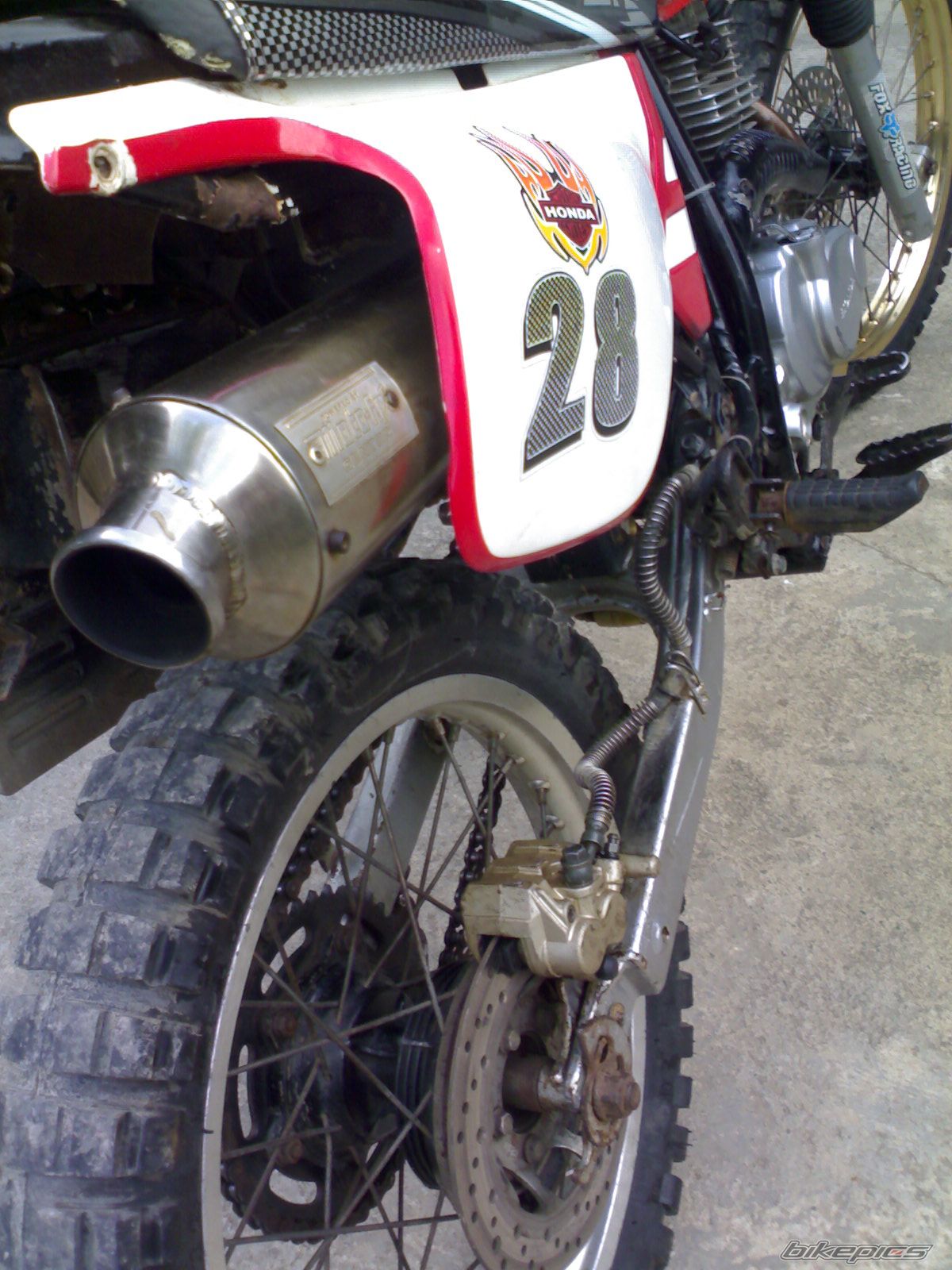 2010 HONDA XLR 200 | Picture 1914361 motorcycle photo