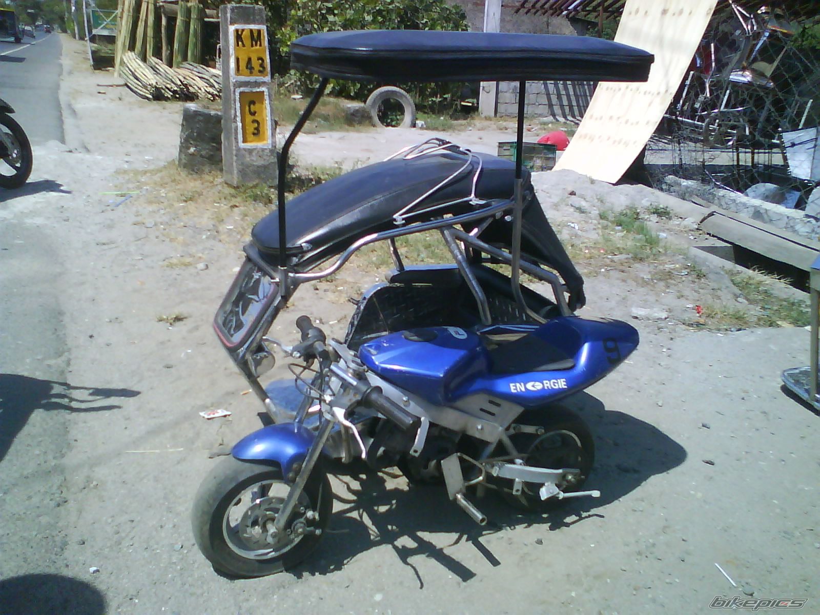 2010 HONDA CBR 150 | Picture 1914839 motorcycle photo