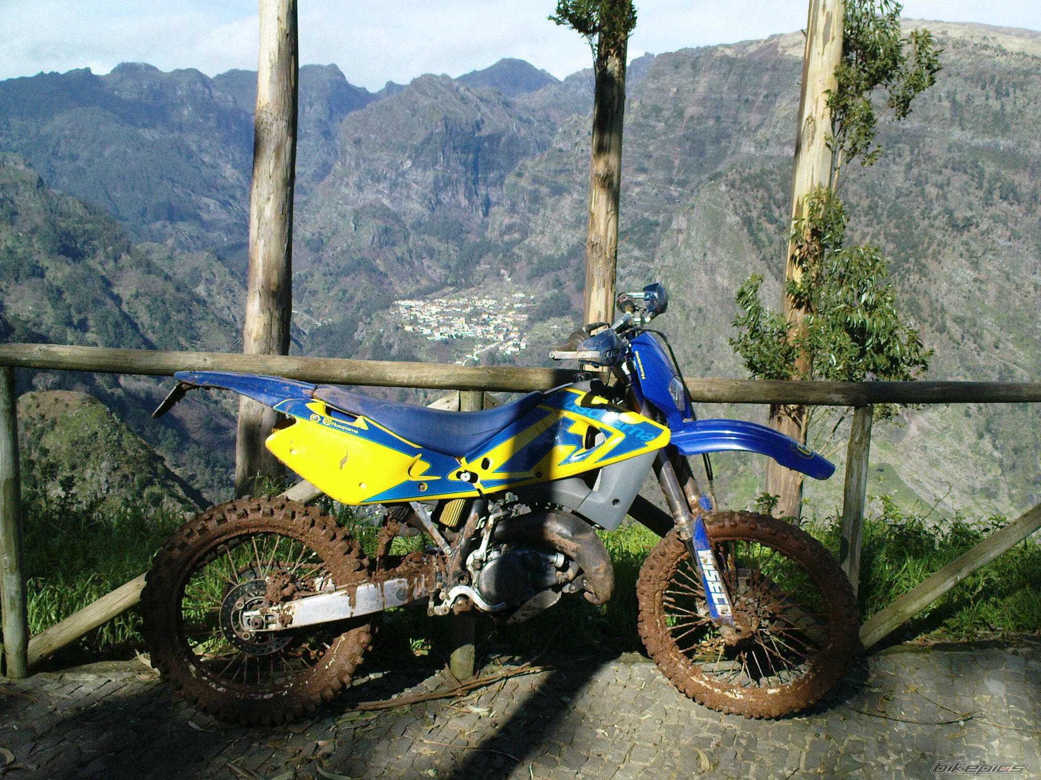 2002 HUSQVARNA CR125 | Picture 1915176 motorcycle photo