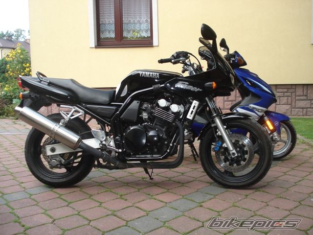 1999 YAMAHA FZS 600 FAZER | Picture 1915181 motorcycle photo
