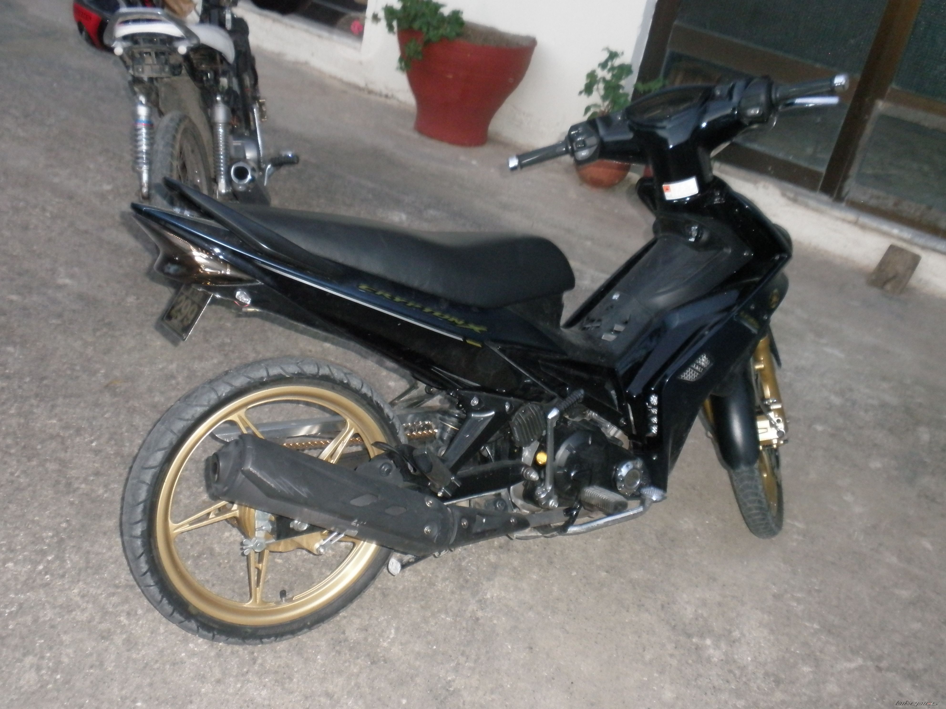 2010 YAMAHA CRYPTON R 137 | Picture 1916759 motorcycle photo