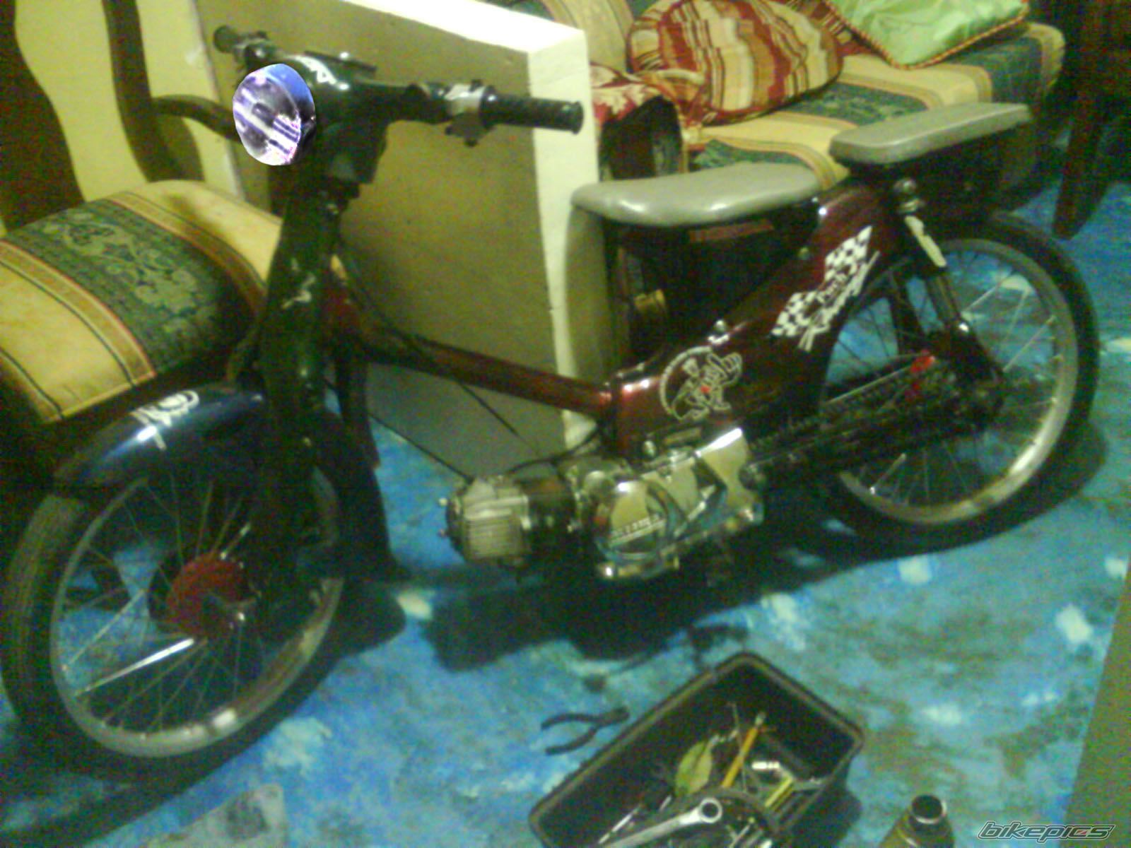 2010 HONDA C 90 | Picture 1917101 motorcycle photo