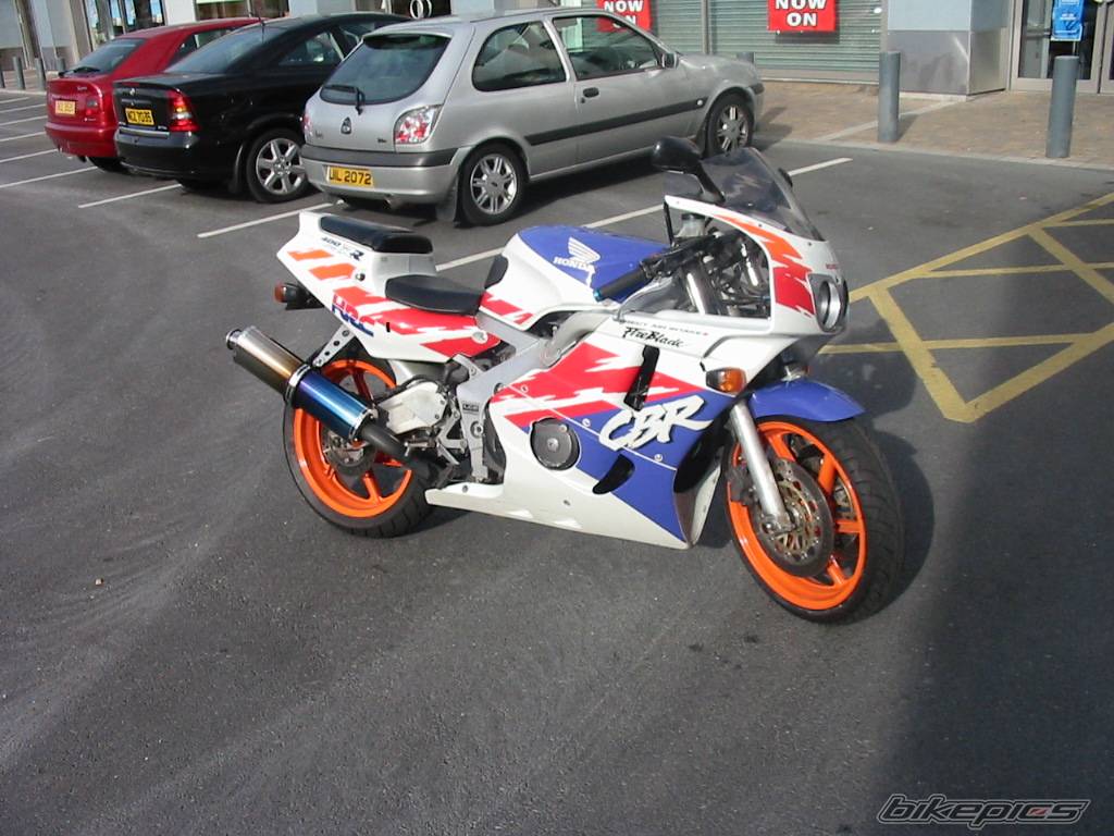 1993 HONDA CBR 400 | Picture 191746 motorcycle photo