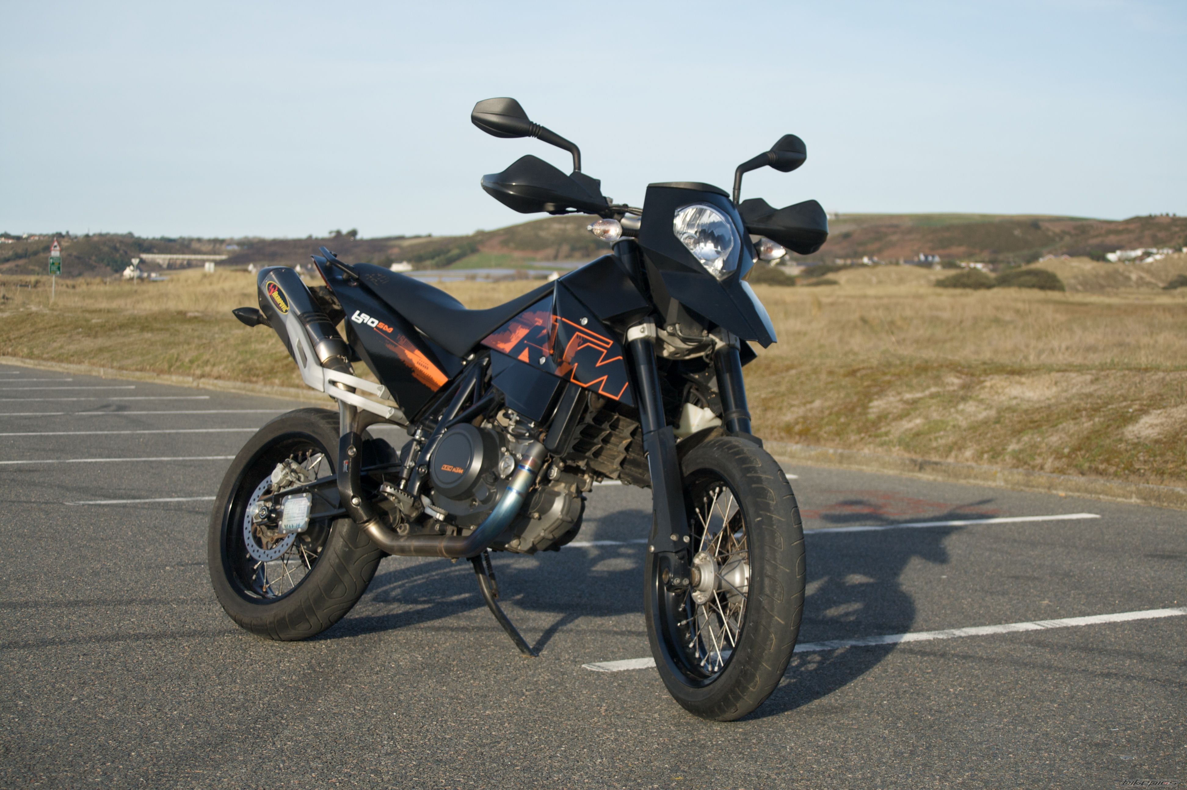2007 KTM 690 SUPERMOTO | Picture 1917627 motorcycle photo