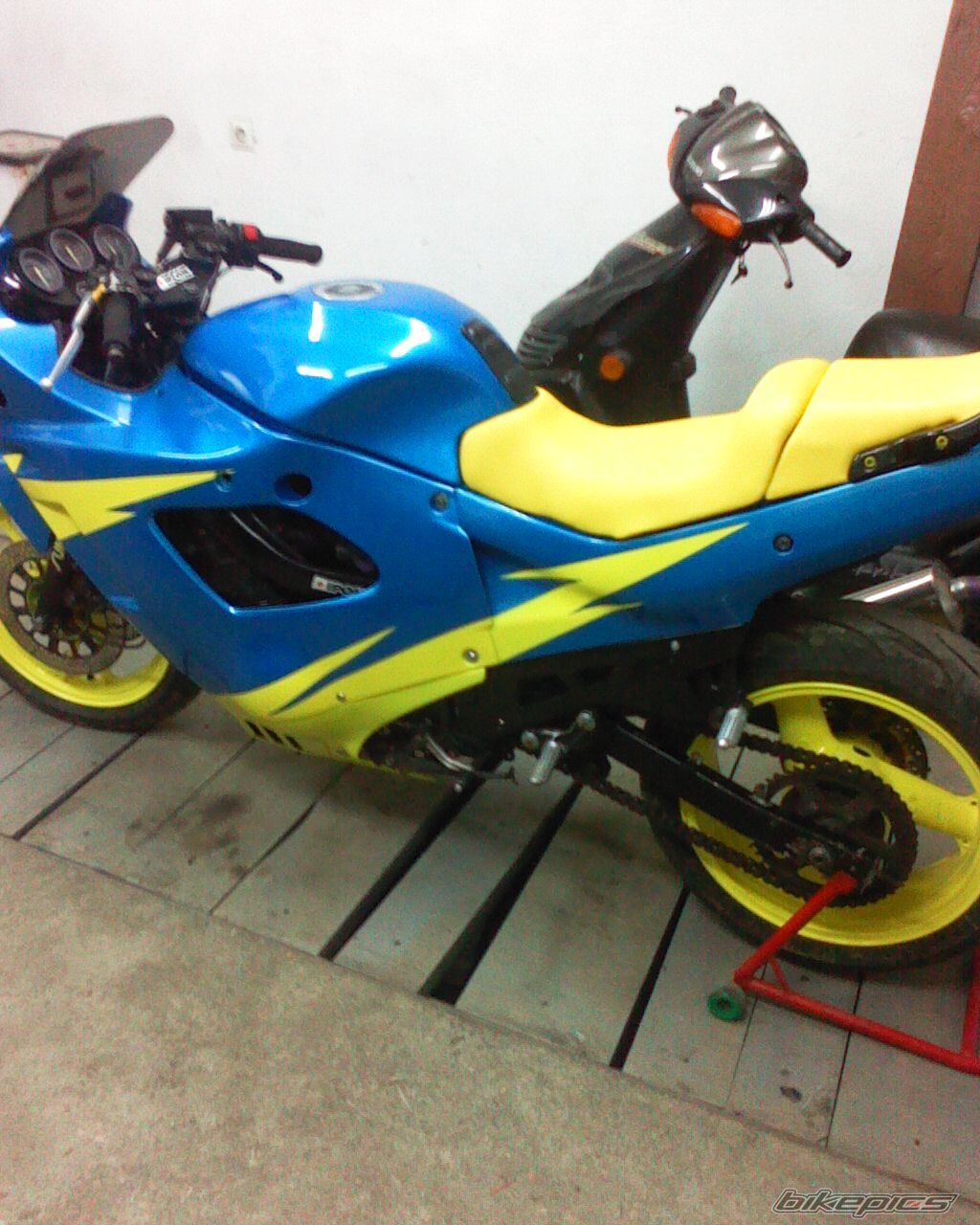 1989 SUZUKI GSX 600 | Picture 1917694 motorcycle photo