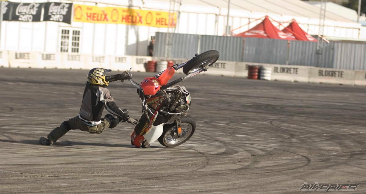 2002 HONDA XR 400 | Picture 1917908 motorcycle photo