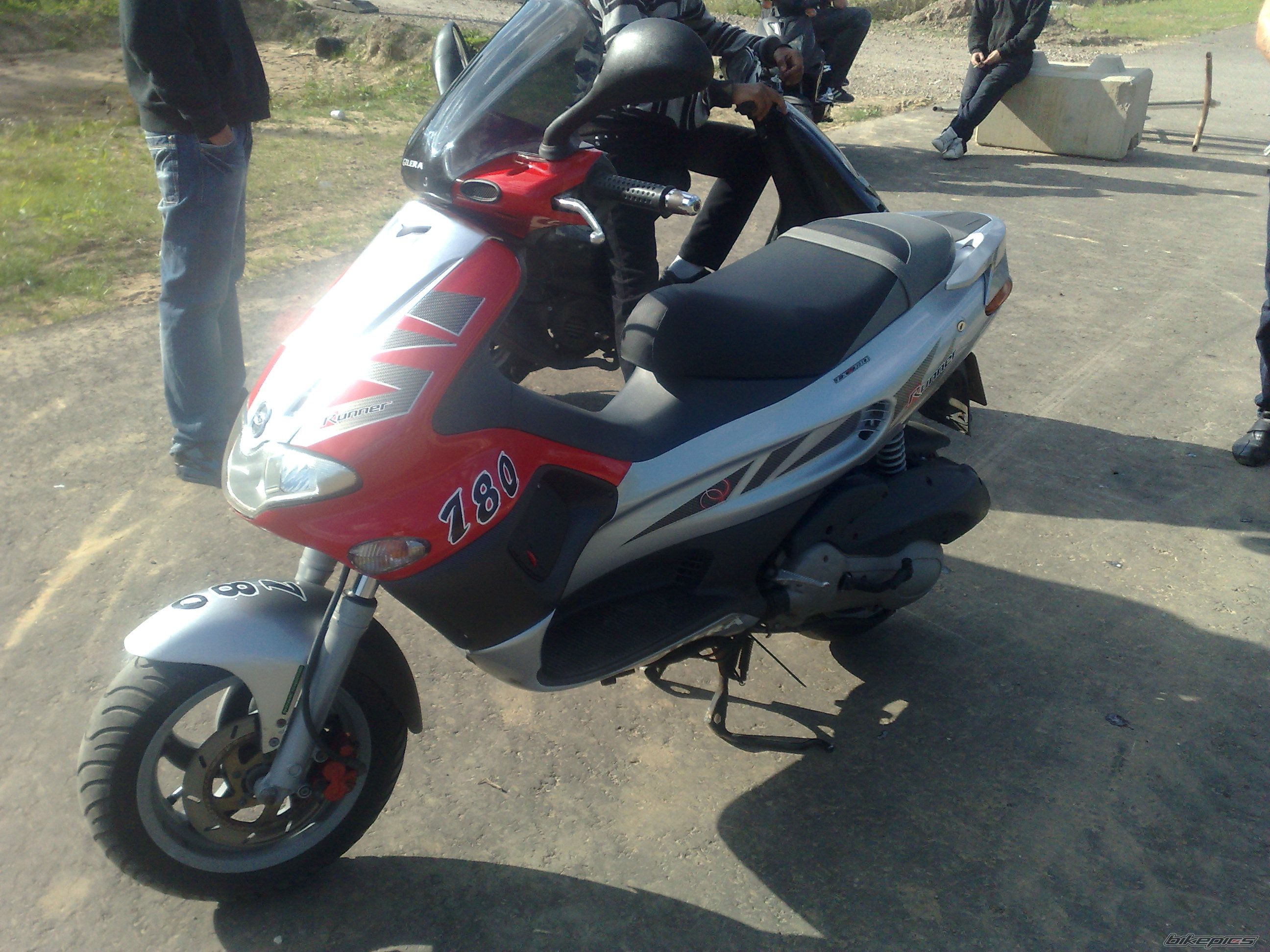 2010 GILERA RUNNER 180 SP | Picture 1918161 motorcycle photo
